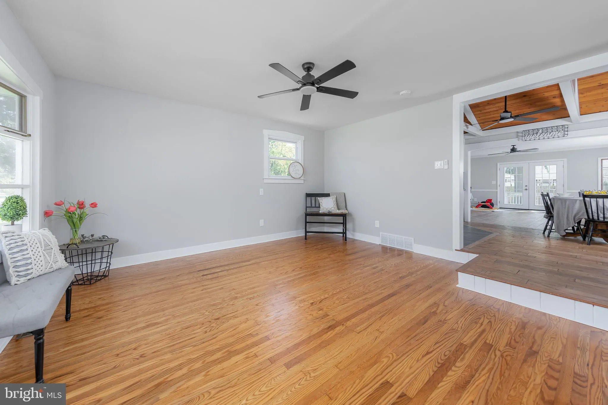 West Deptford, New Jersey 08096, United States, 3 Bedrooms Bedrooms, ,2 BathroomsBathrooms,Residential,Contingent,209212