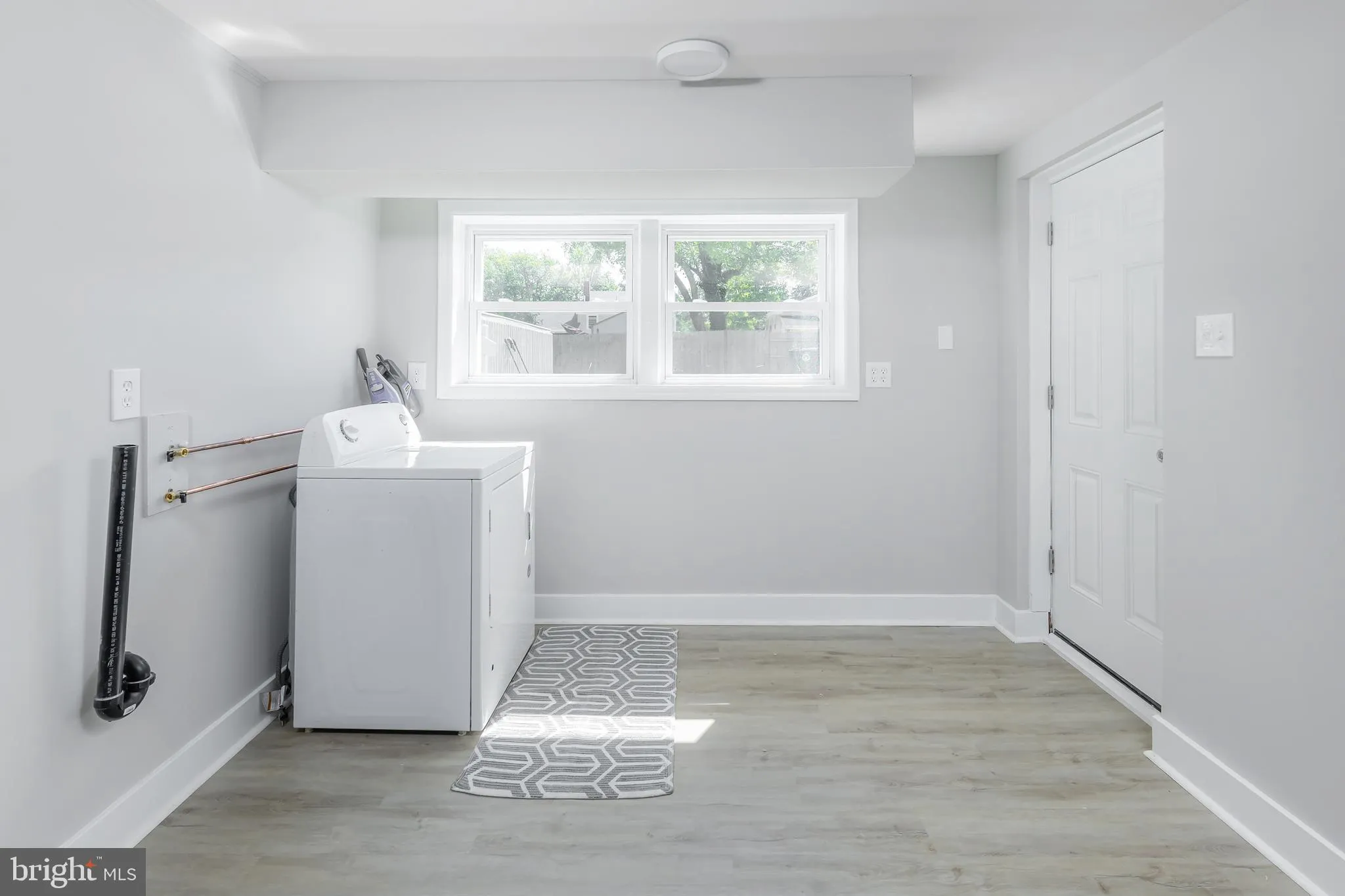 West Deptford, New Jersey 08096, United States, 3 Bedrooms Bedrooms, ,2 BathroomsBathrooms,Residential,Contingent,209212