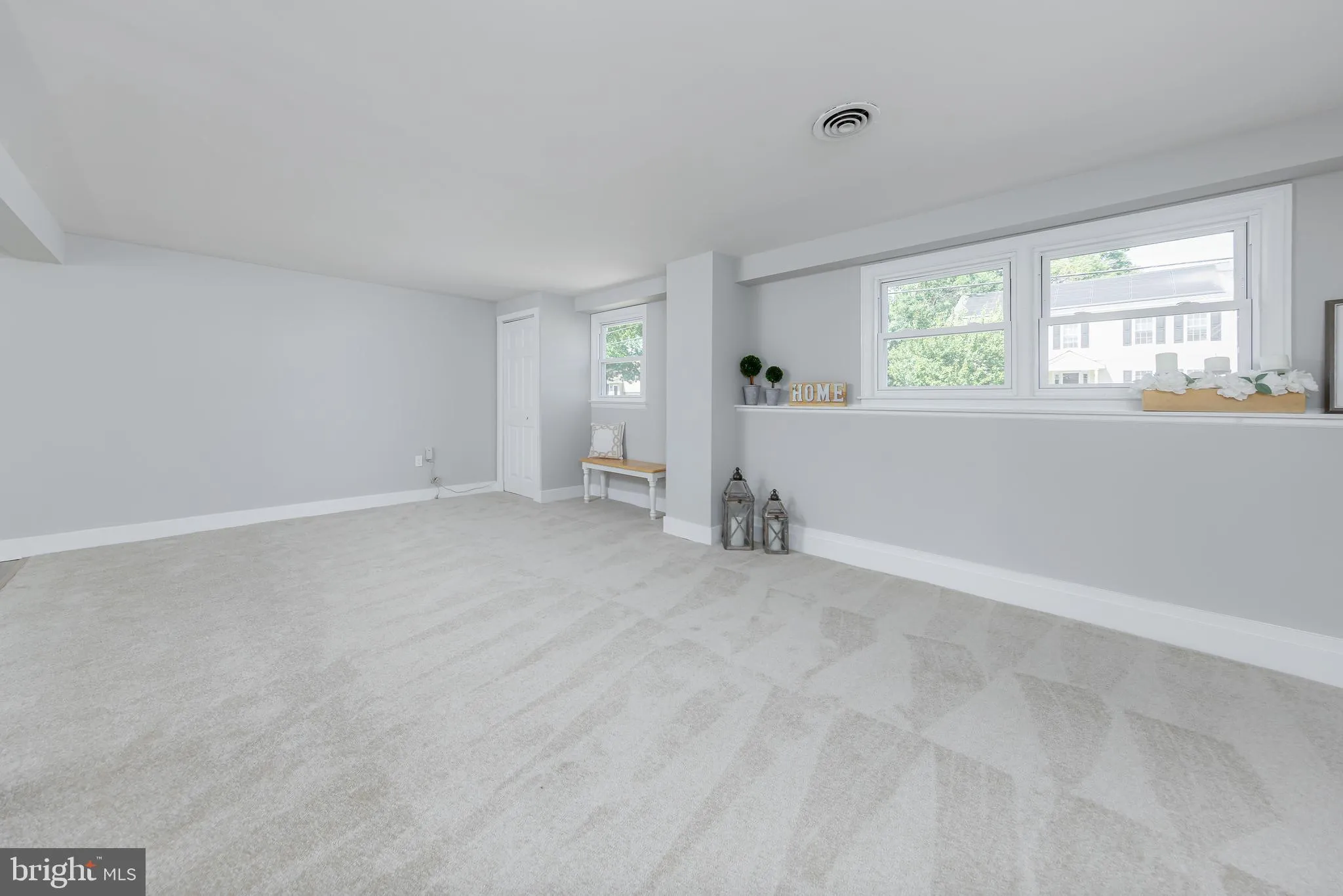 West Deptford, New Jersey 08096, United States, 3 Bedrooms Bedrooms, ,2 BathroomsBathrooms,Residential,Contingent,209212