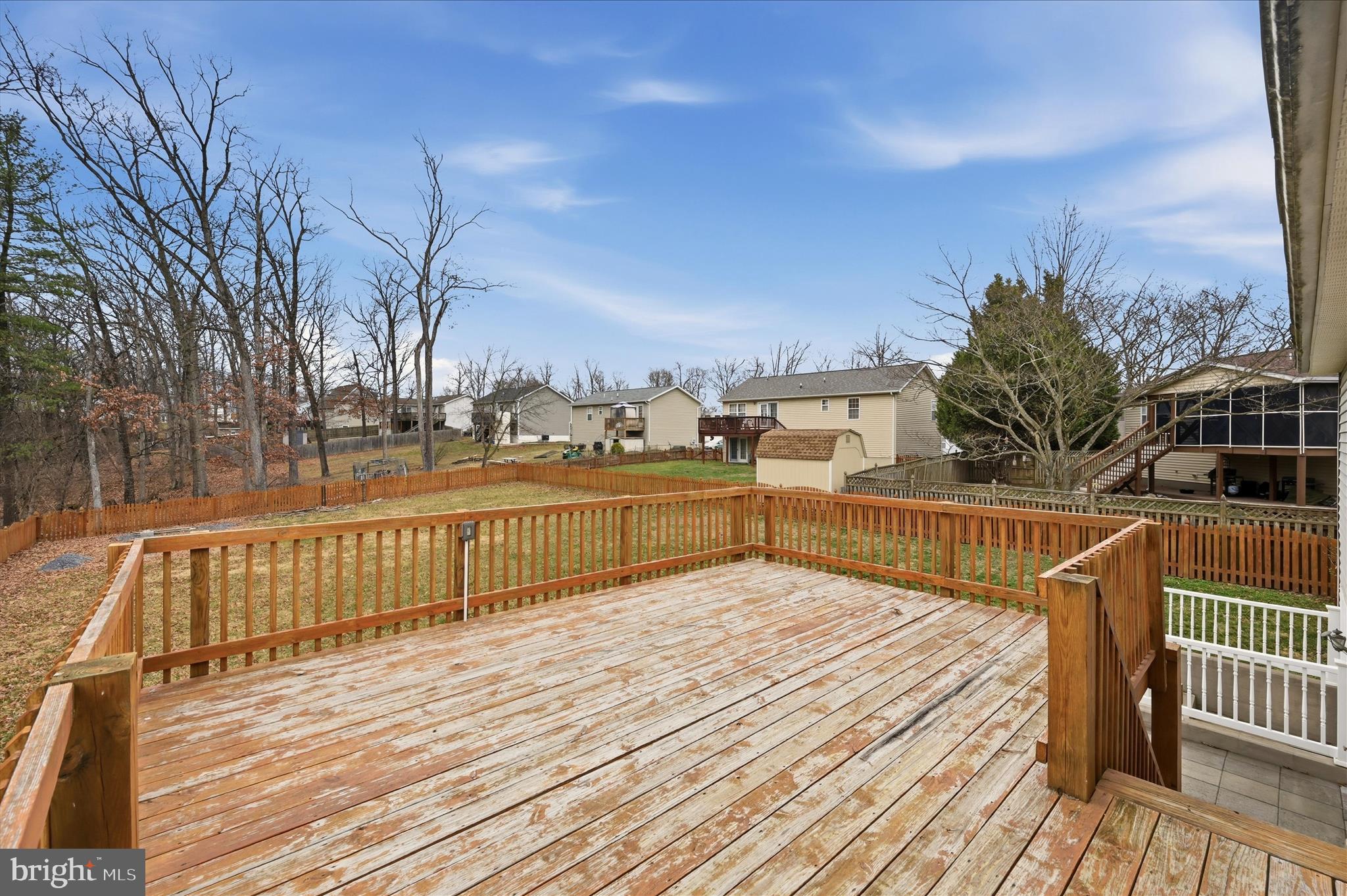 DOUGLAS OAKS - Residential