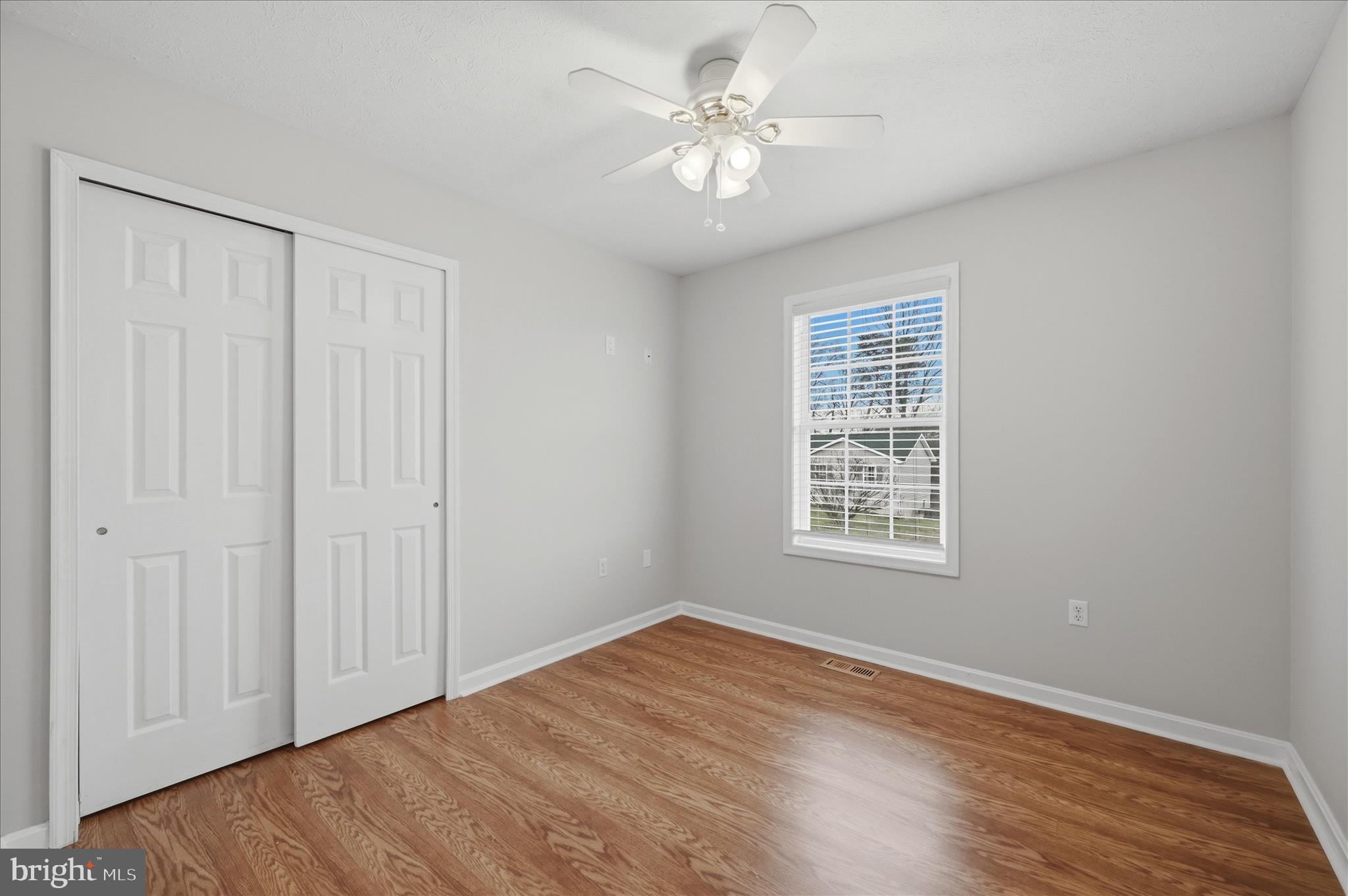 DOUGLAS OAKS - Residential