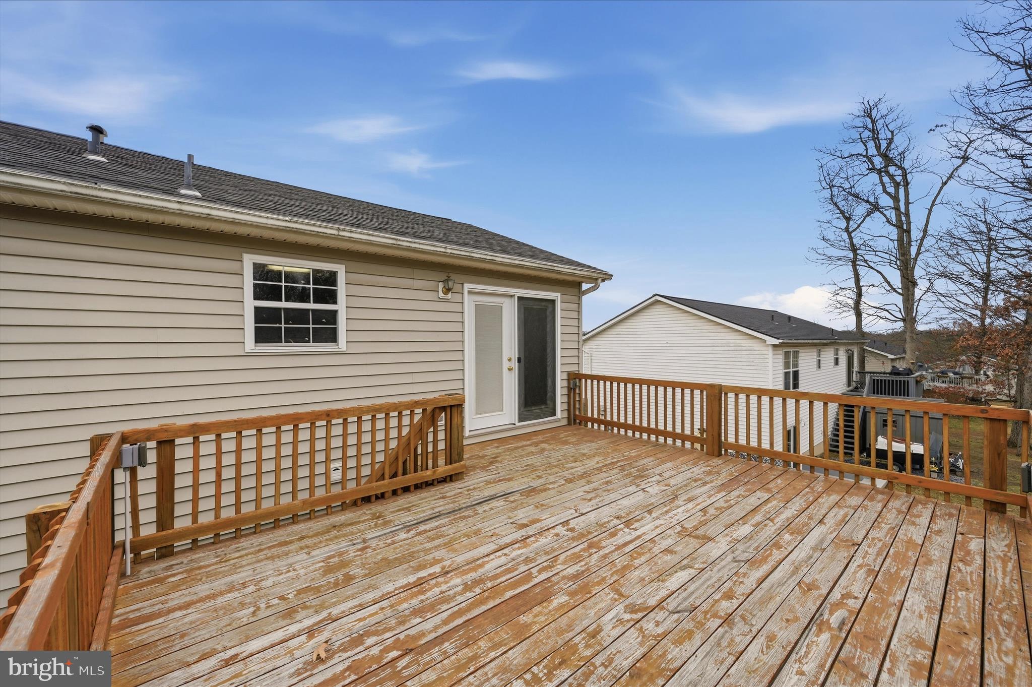 DOUGLAS OAKS - Residential