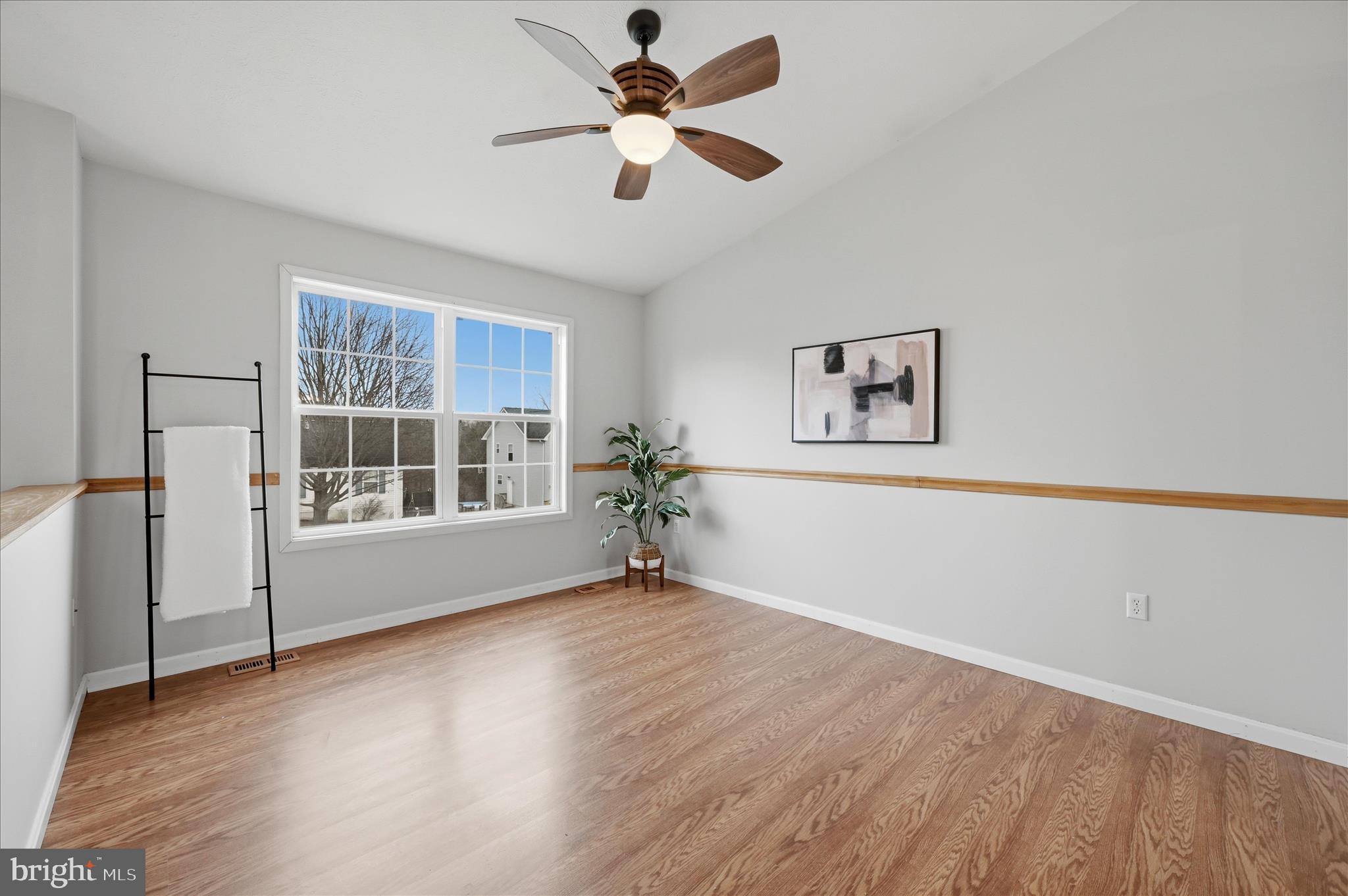 DOUGLAS OAKS - Residential