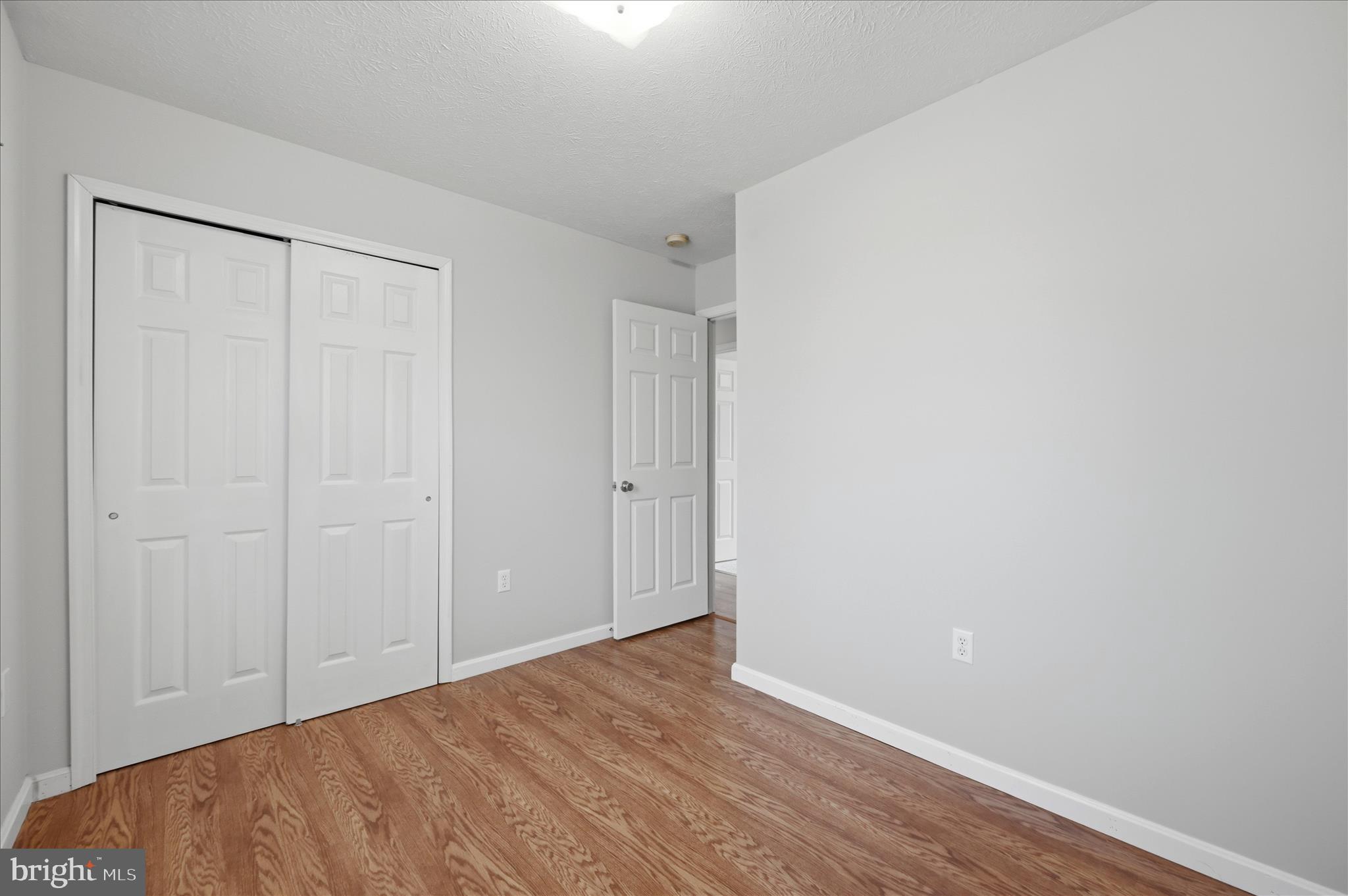 DOUGLAS OAKS - Residential