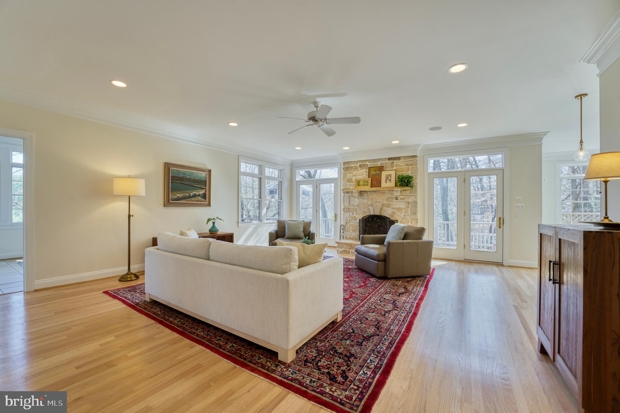 WOODLAND ACRES - Residential