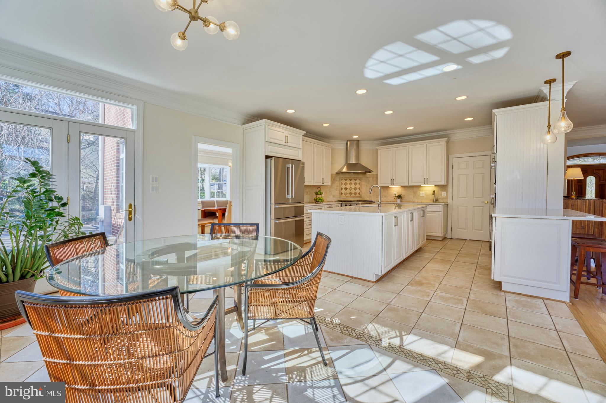 WOODLAND ACRES - Residential