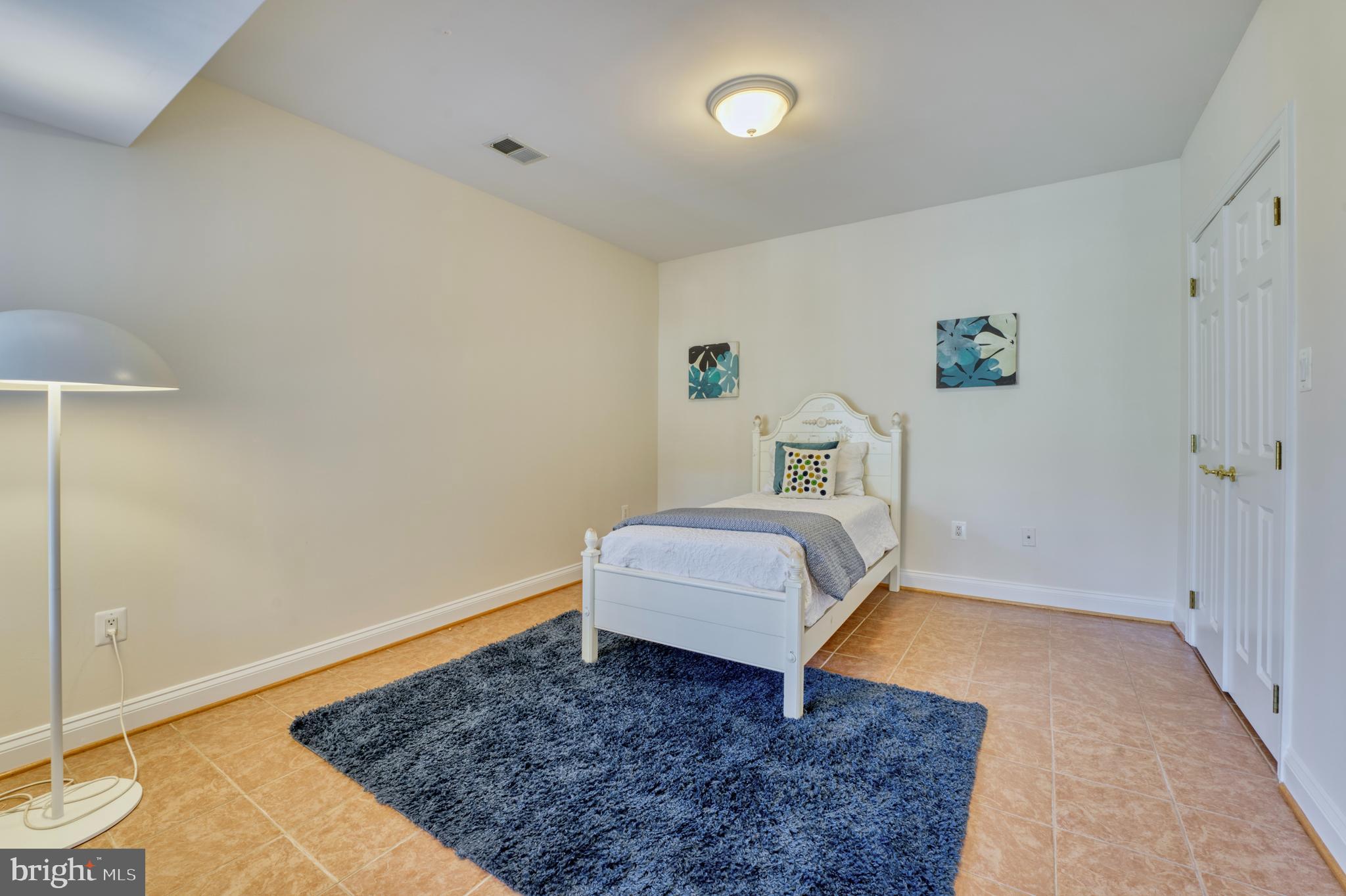 WOODLAND ACRES - Residential