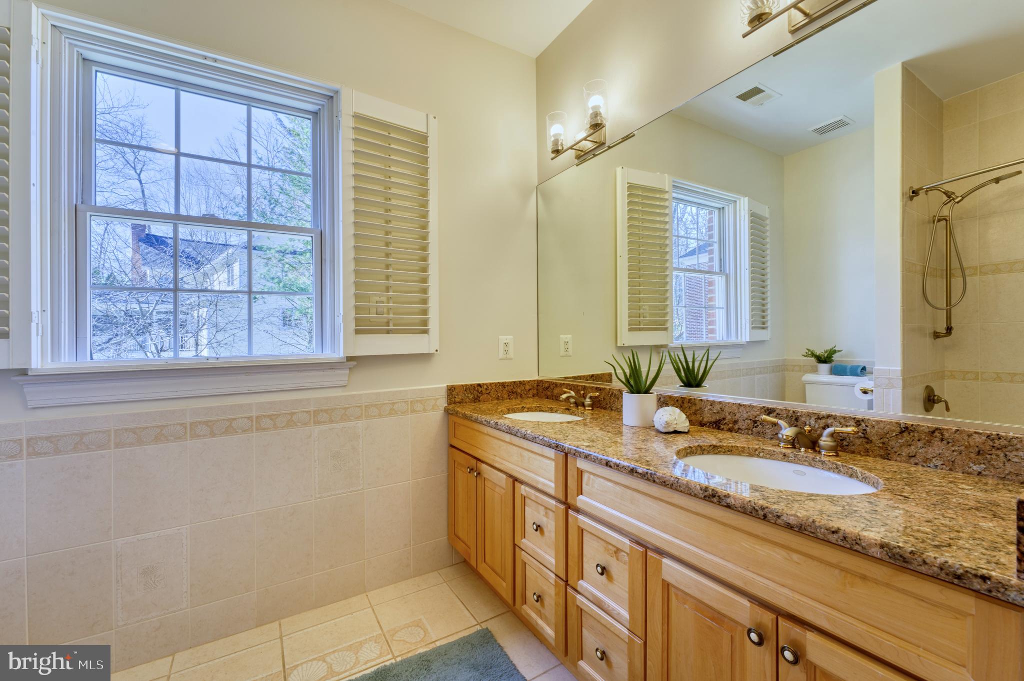 WOODLAND ACRES - Residential