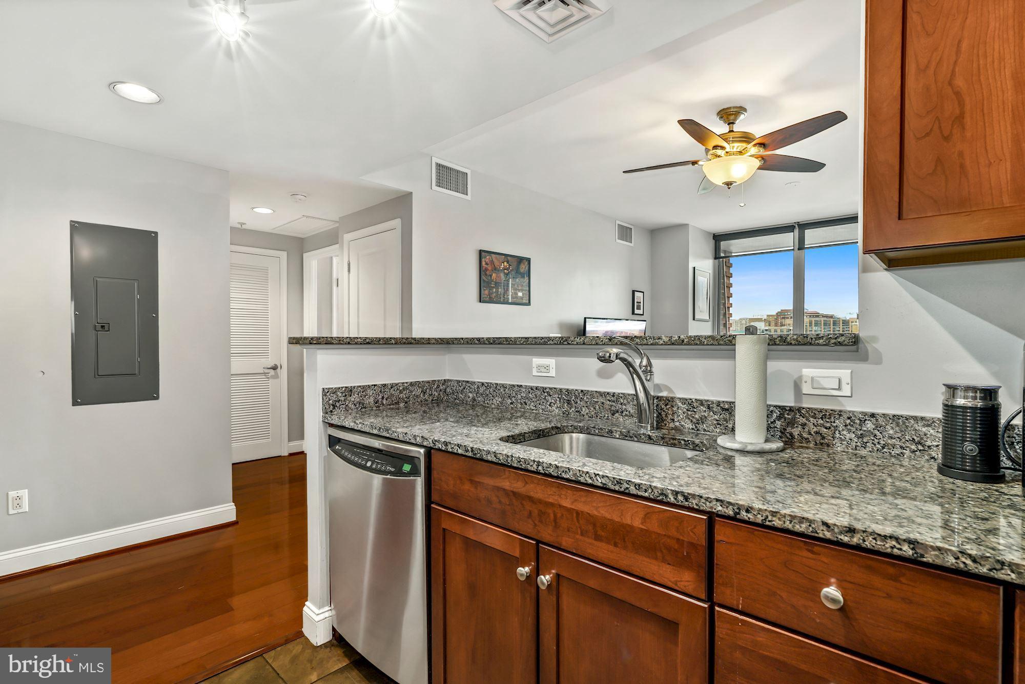 ARLINGTON - Residential Lease