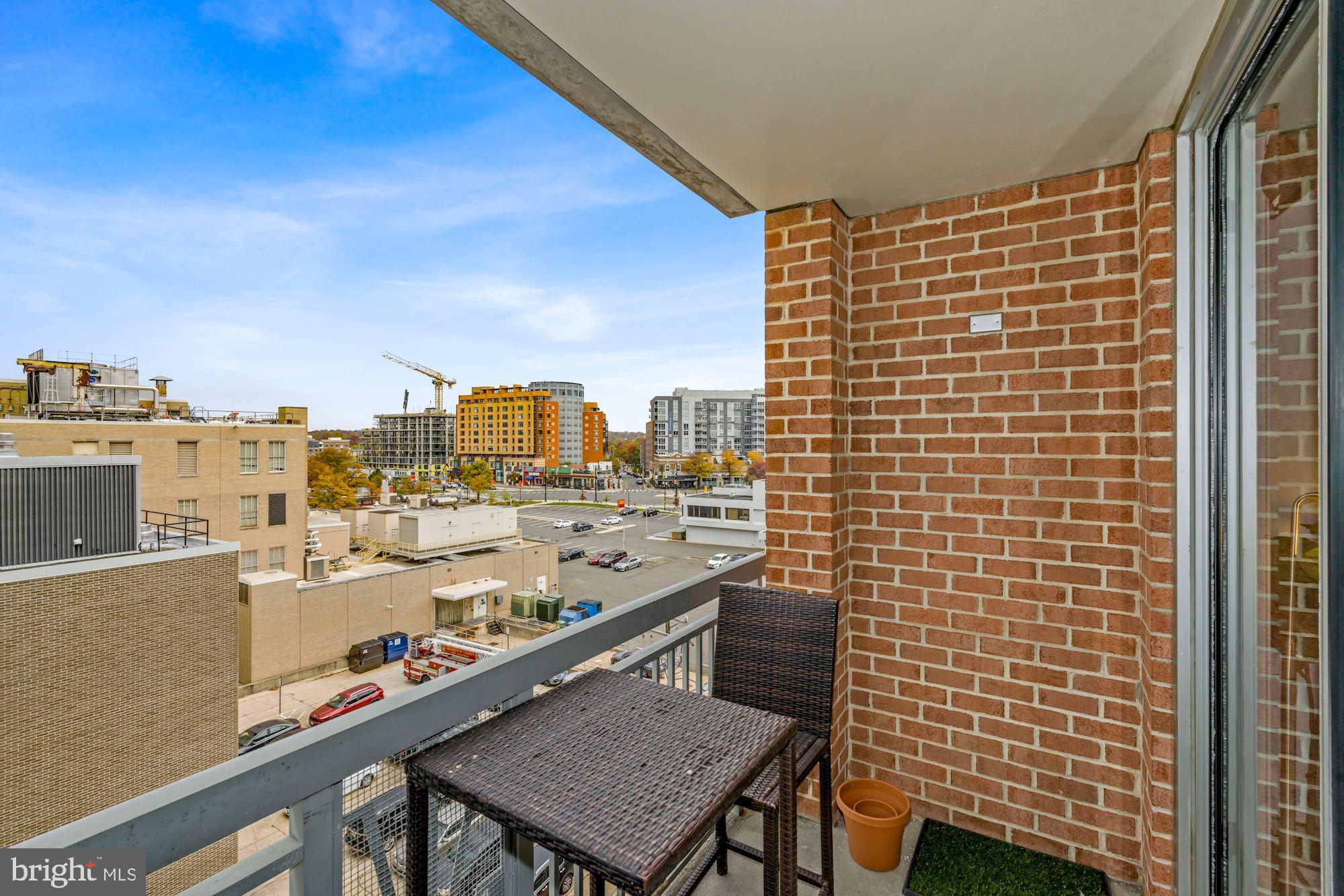 ARLINGTON - Residential Lease