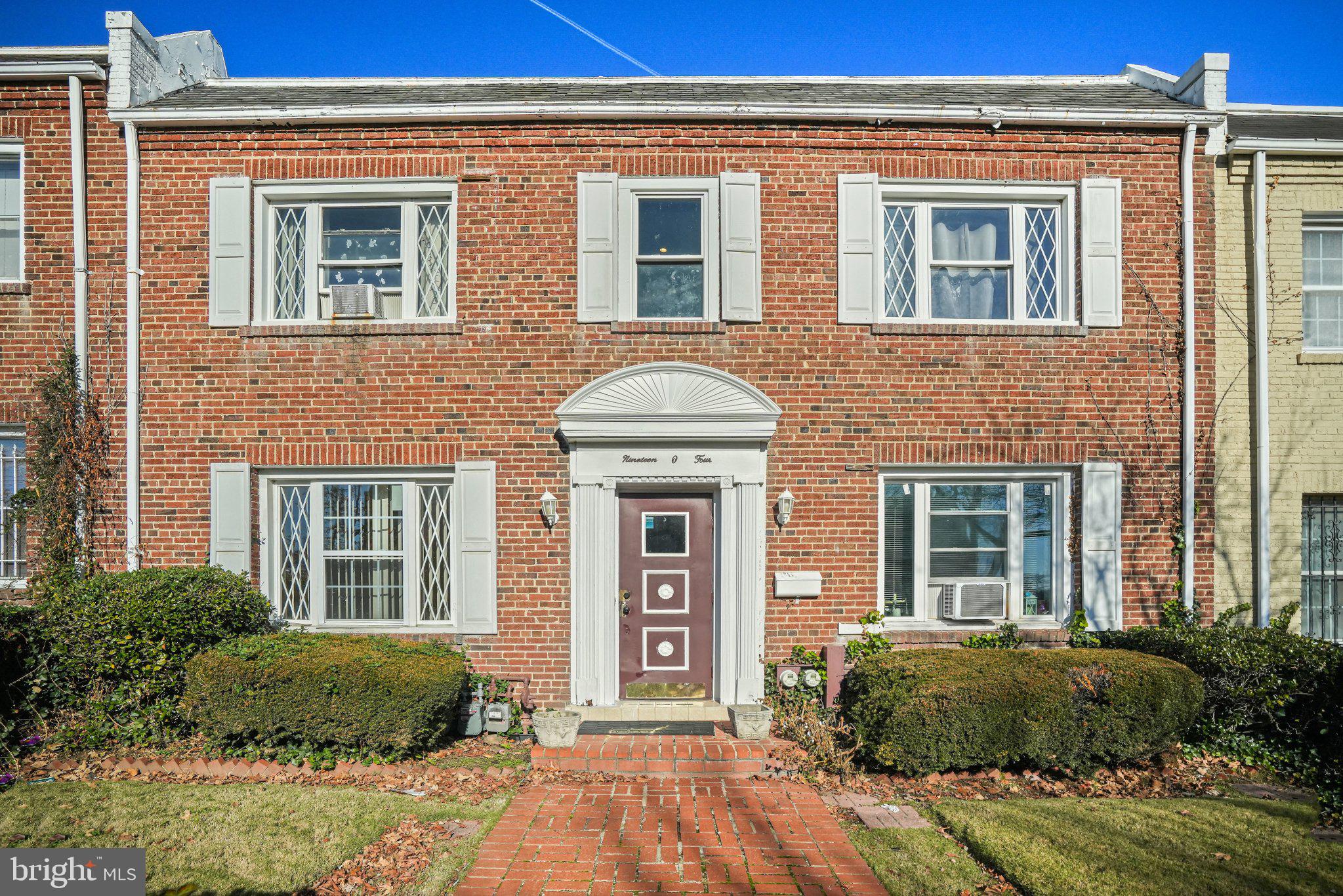 1904 CONSTITUTION AVENUE NE 3