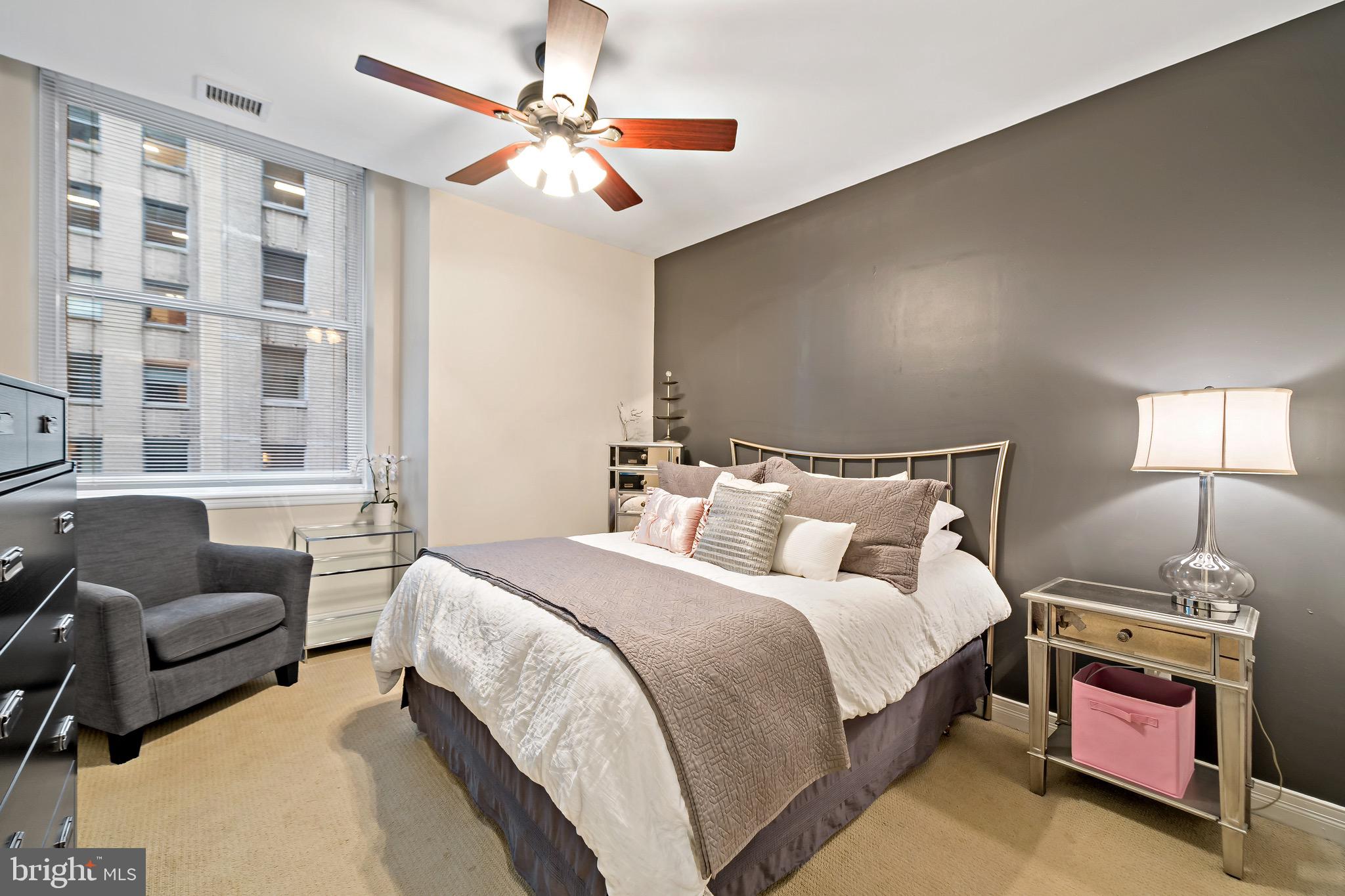 LOGAN SQUARE - Residential Lease