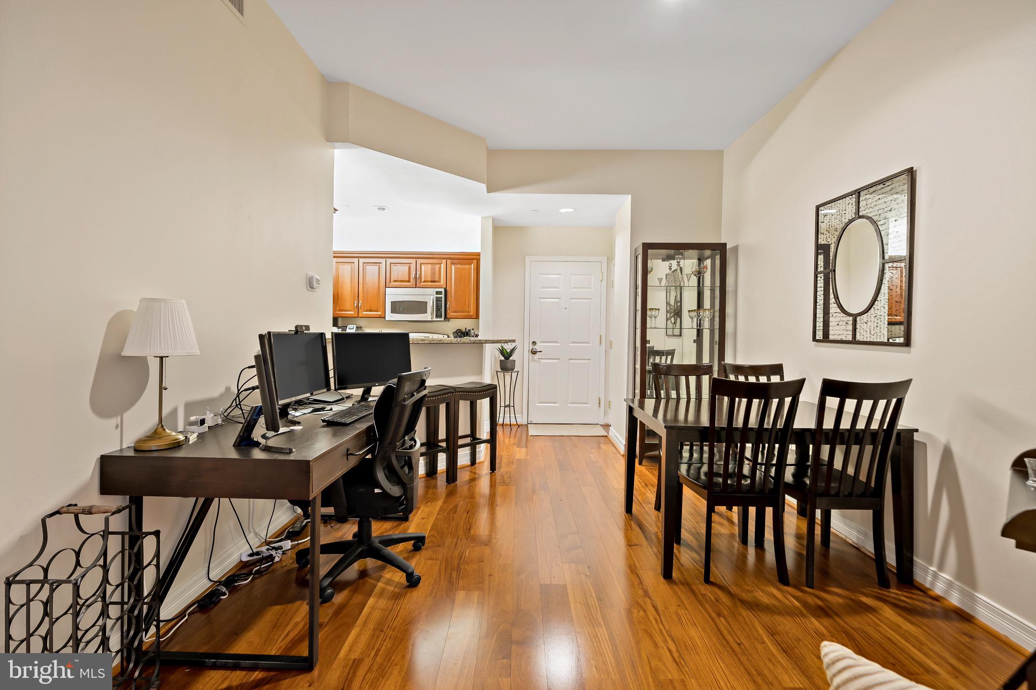 LOGAN SQUARE - Residential Lease