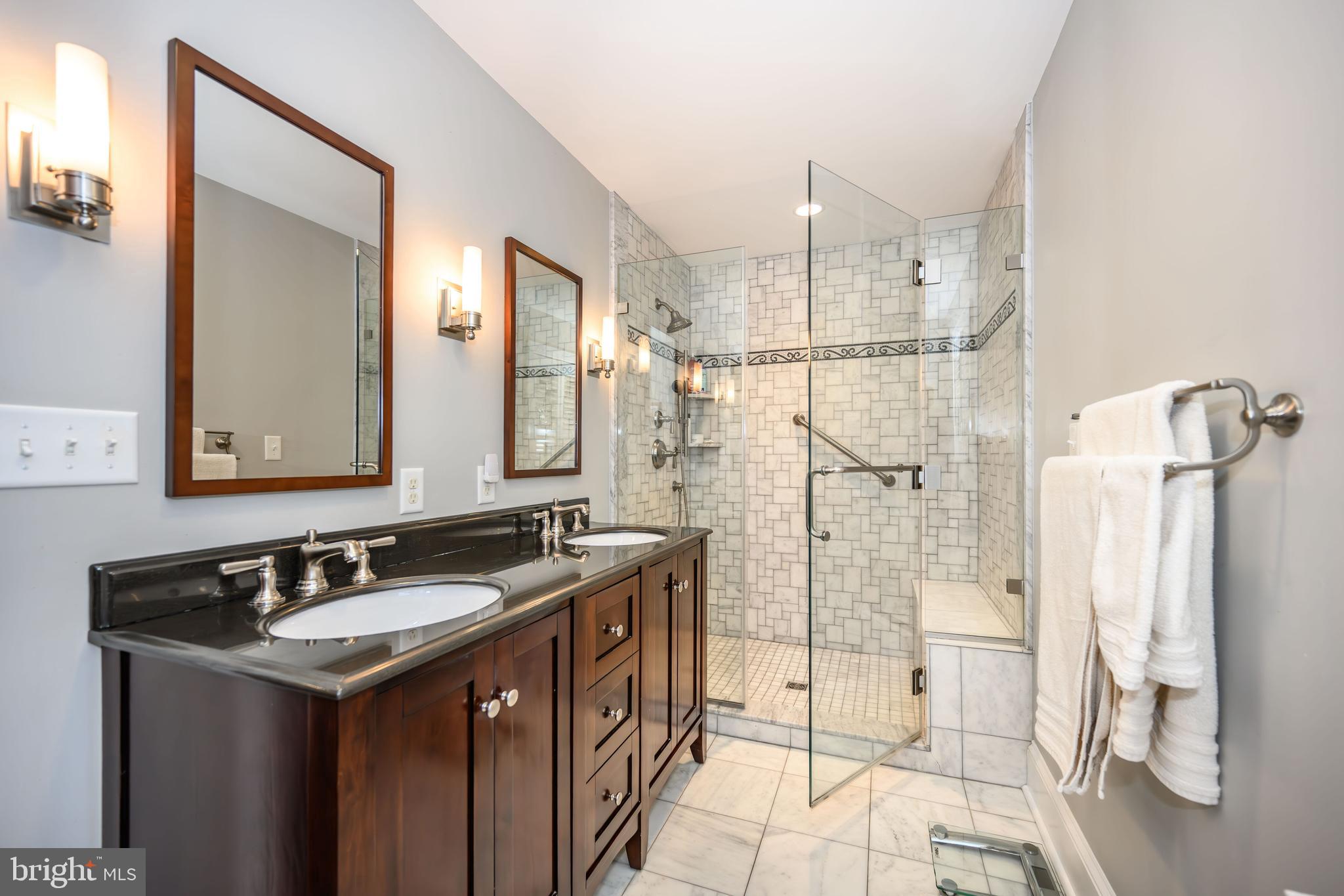 COLLEGE HEIGHTS - Residential