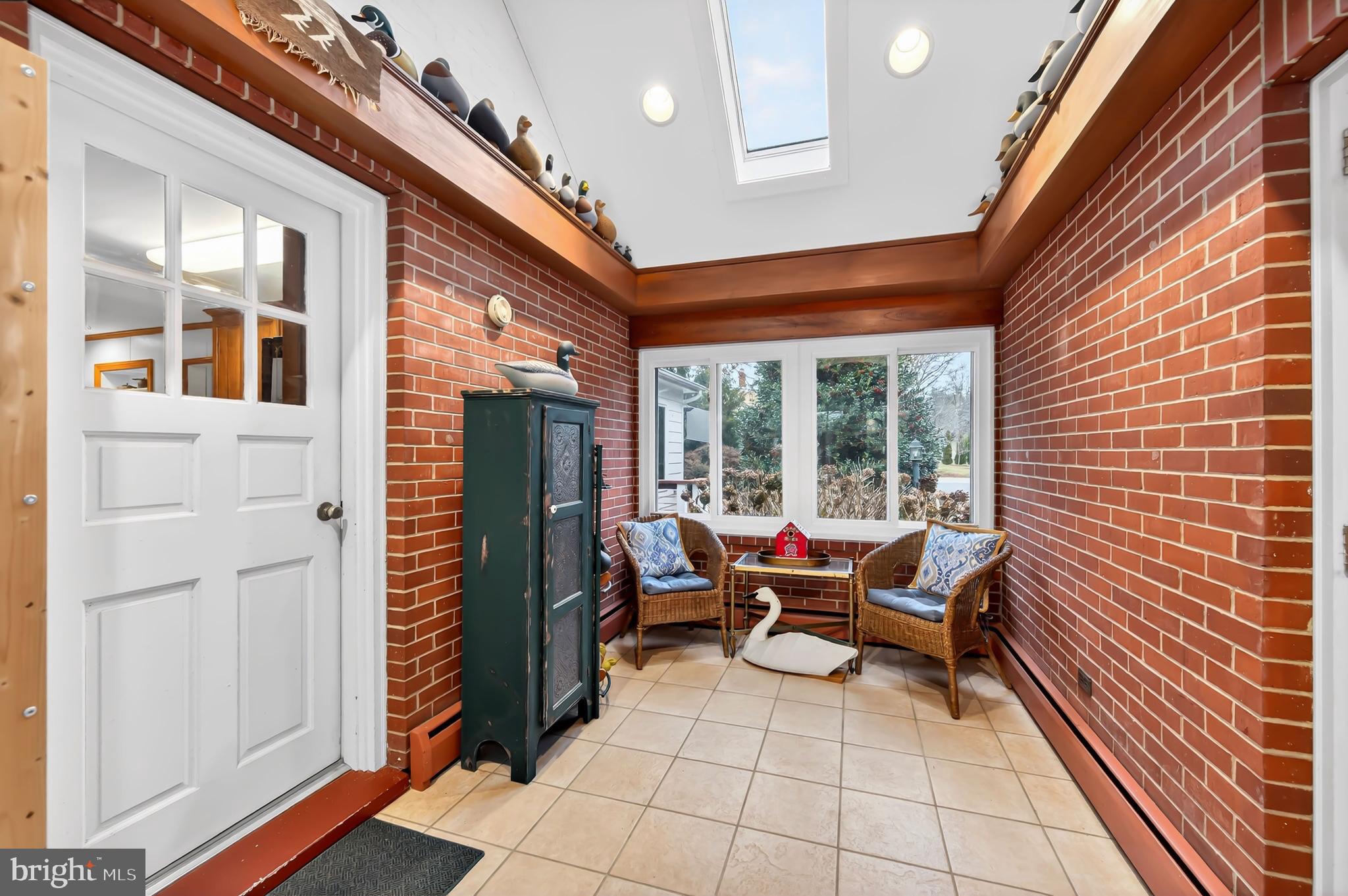 COLLEGE HEIGHTS - Residential