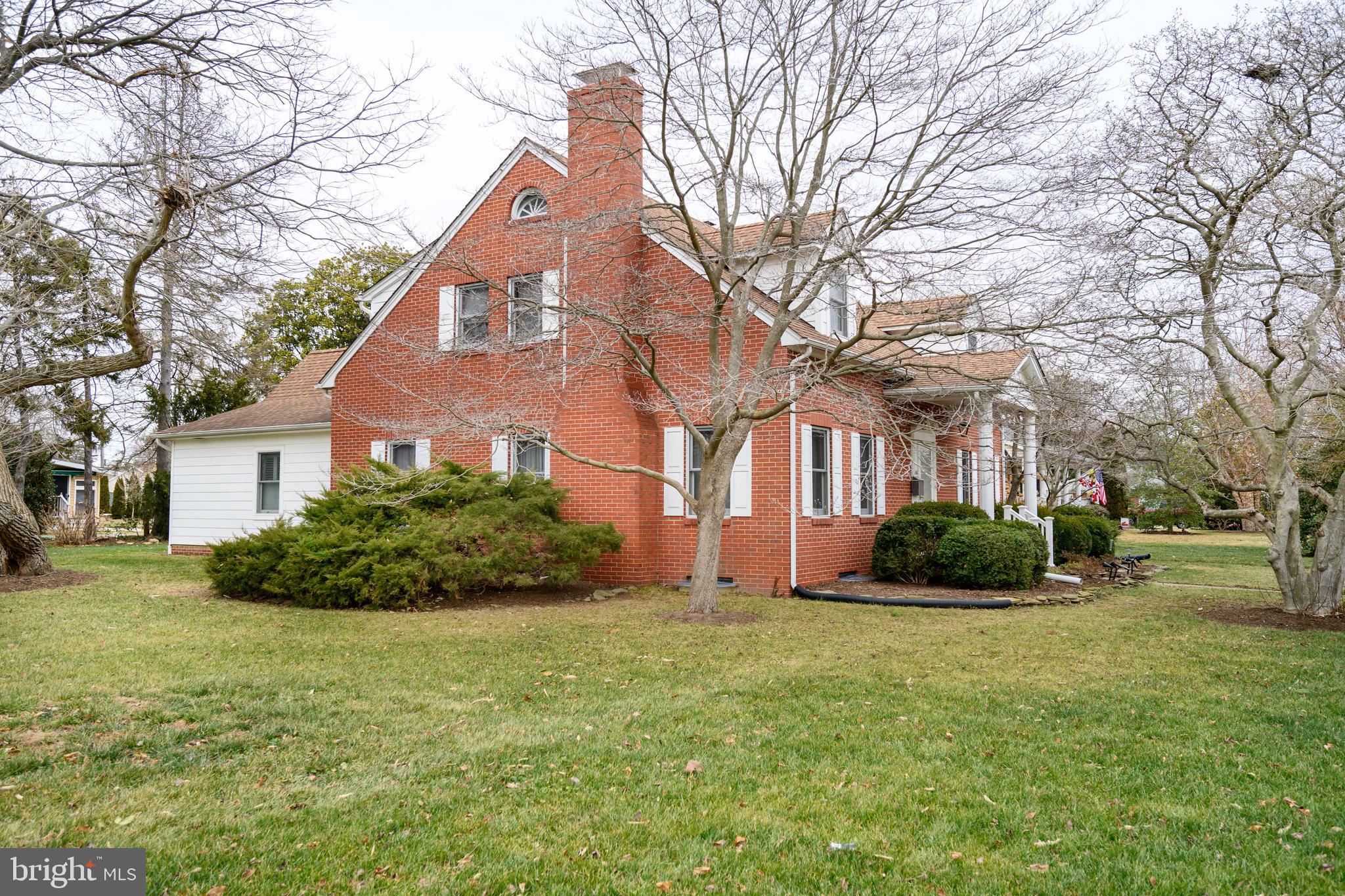 201 GREENWOOD AVENUE