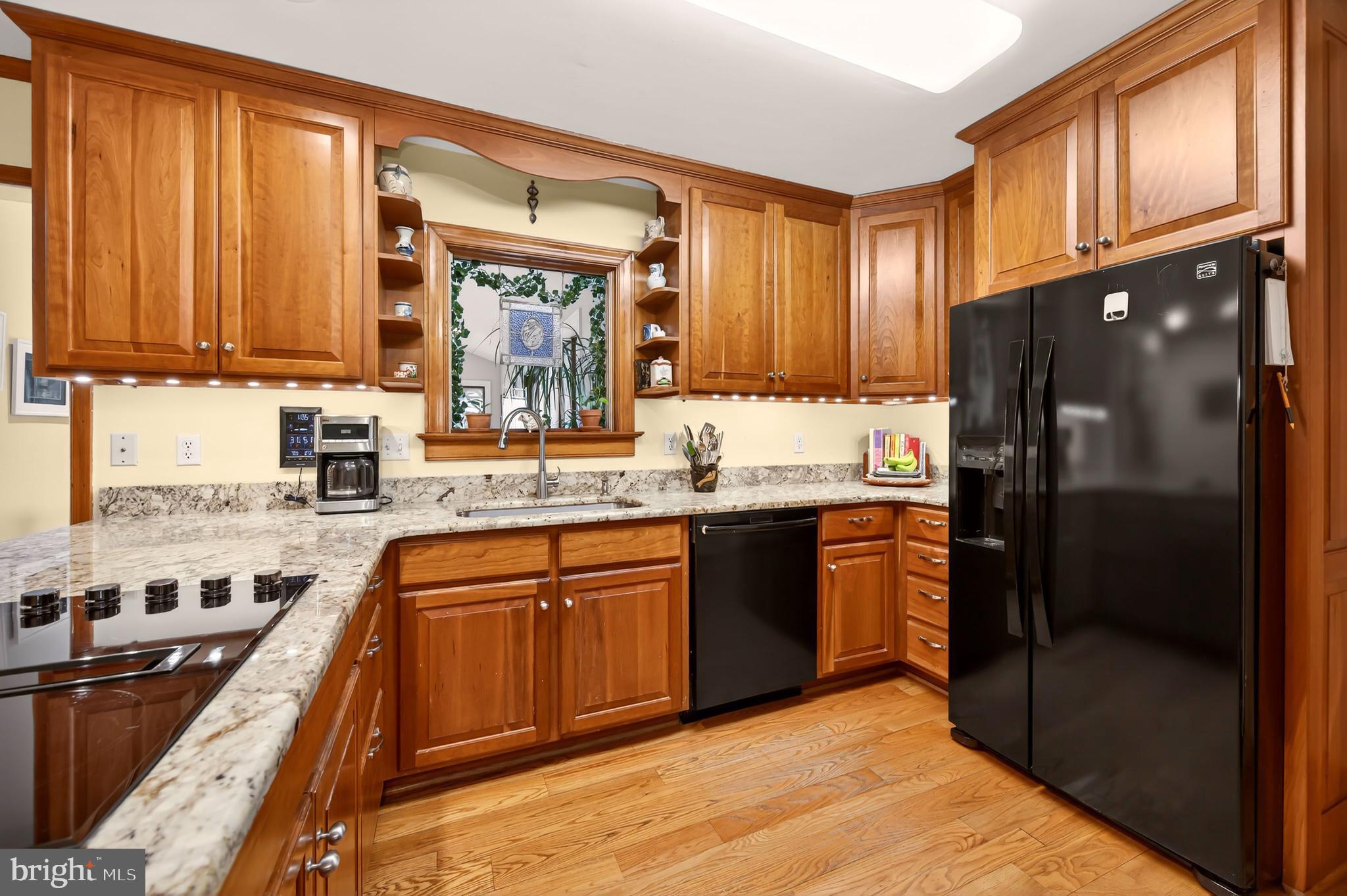 COLLEGE HEIGHTS - Residential