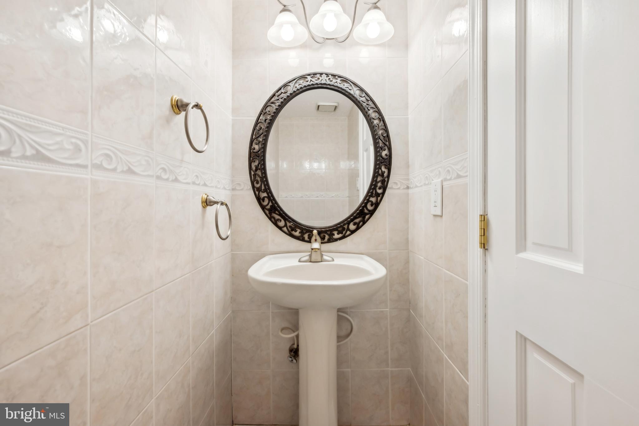 POINT OF WOODS - Residential