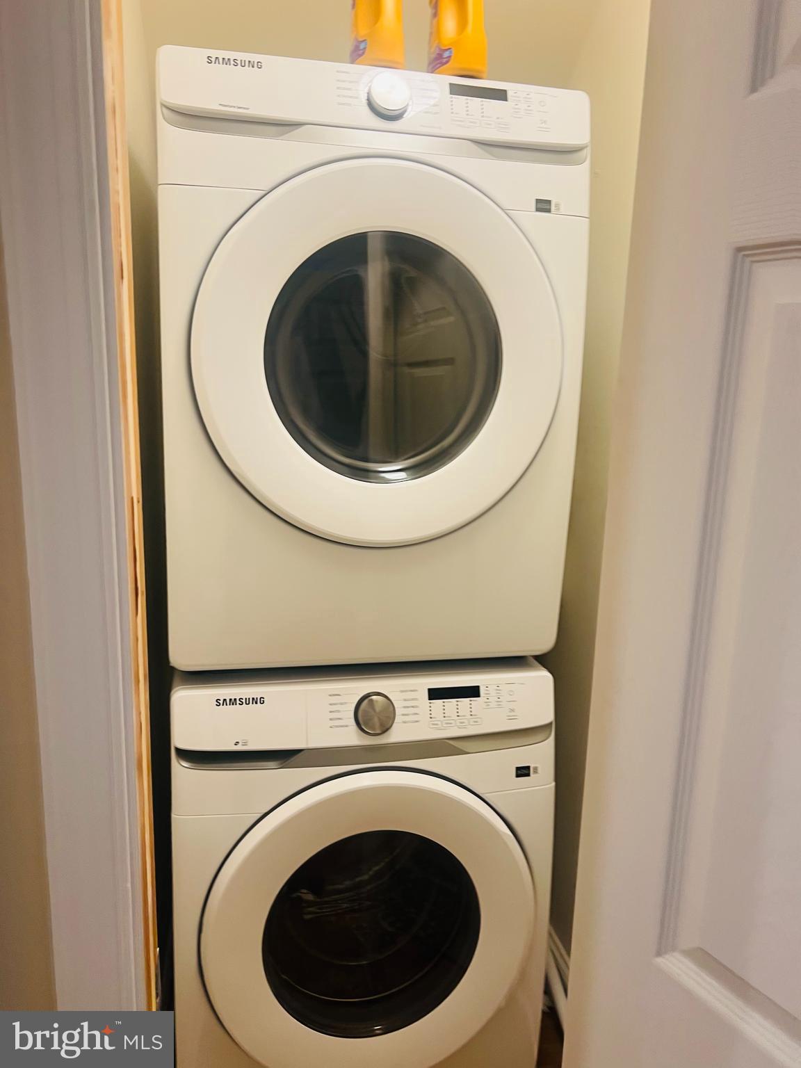 OVERBROOK - Residential Lease