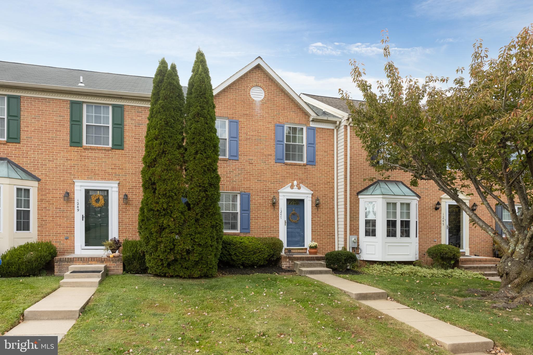 1247 ATHENS COURT