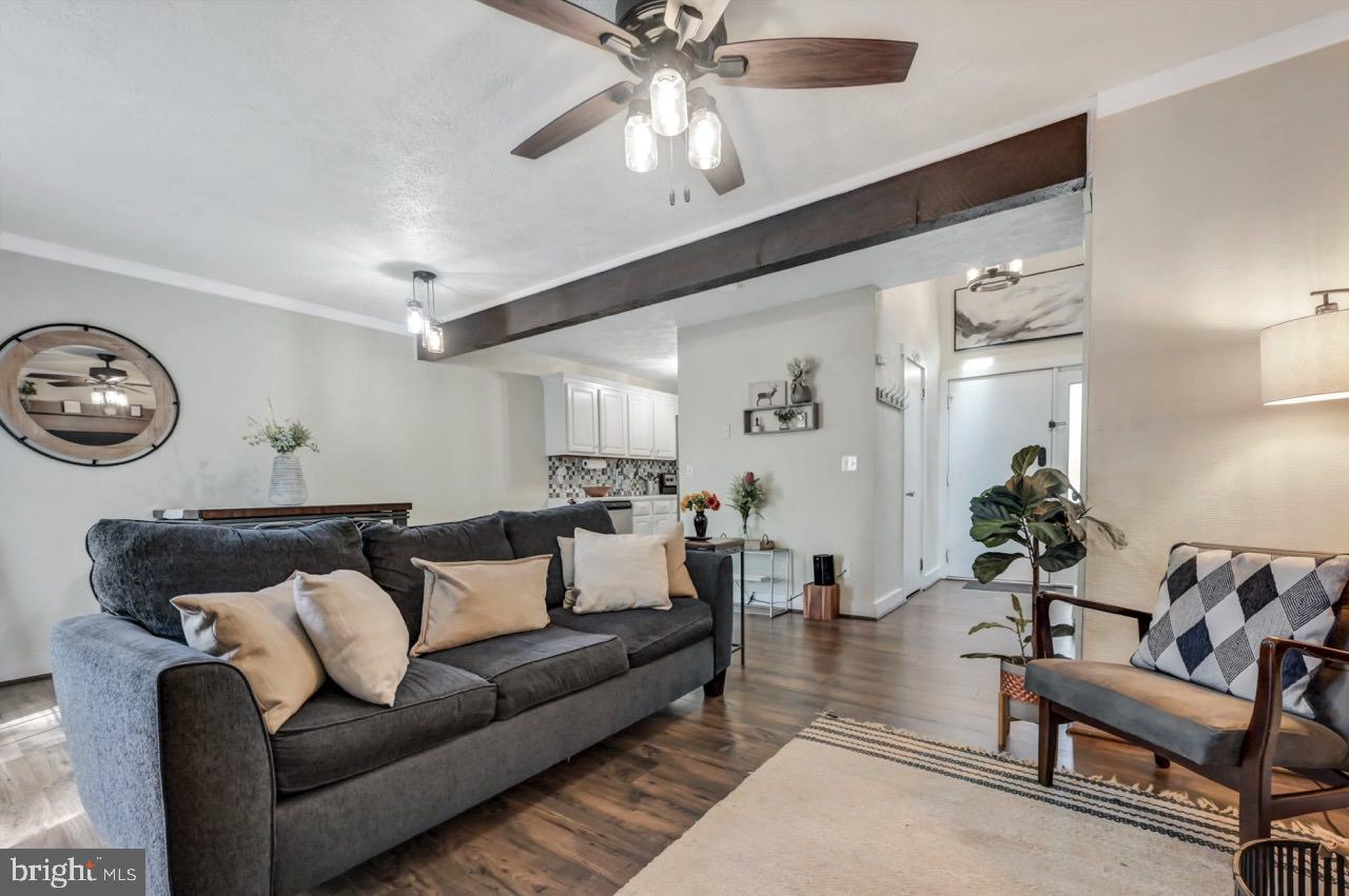 SNOW RIDGE VILLAGE - Residential