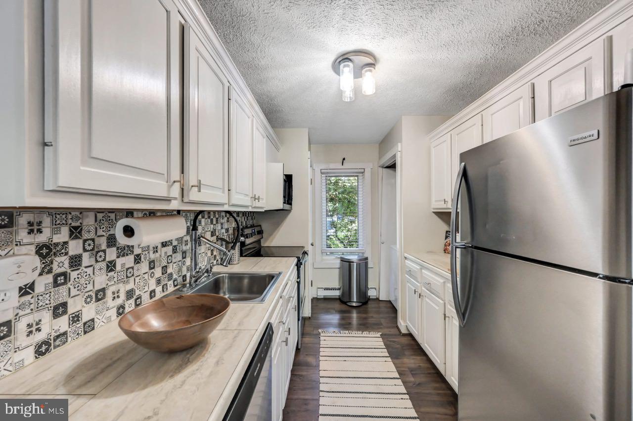 SNOW RIDGE VILLAGE - Residential