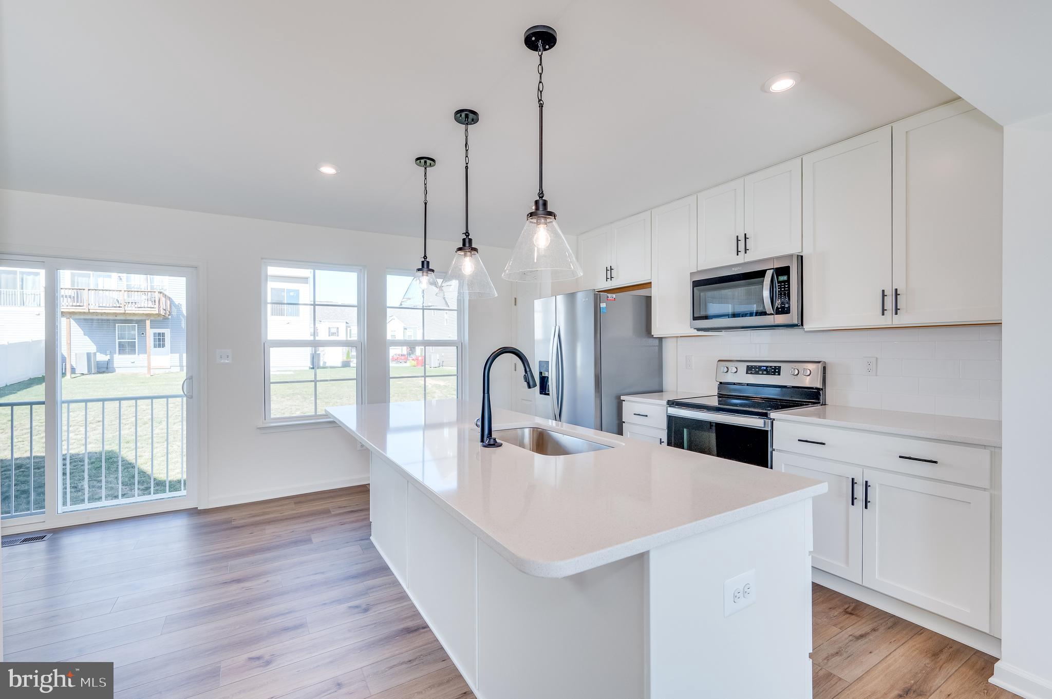 OVERLOOK AT RIVERSIDE TOWNHOMES - Residential Lease