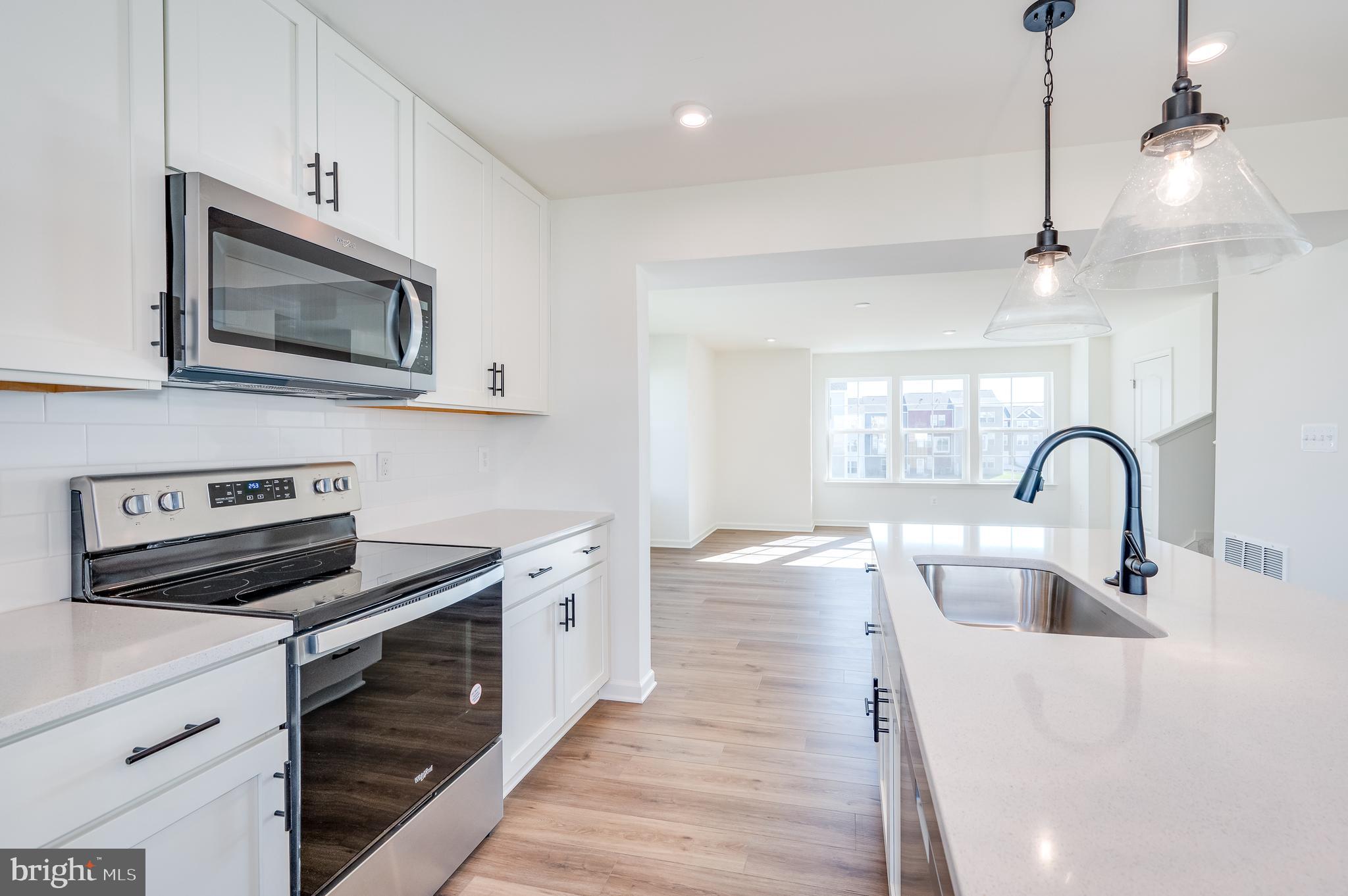 OVERLOOK AT RIVERSIDE TOWNHOMES - Residential Lease