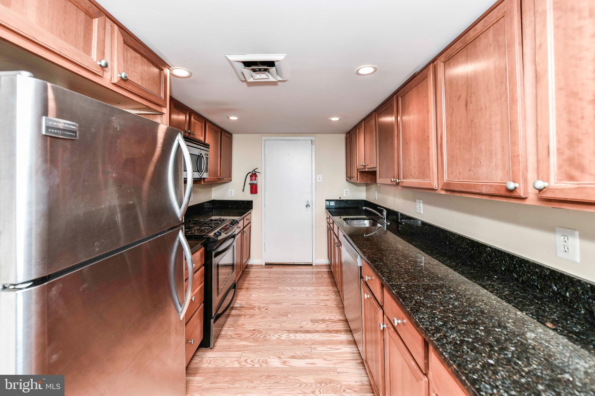 PENTAGON RIDGE - Residential Lease