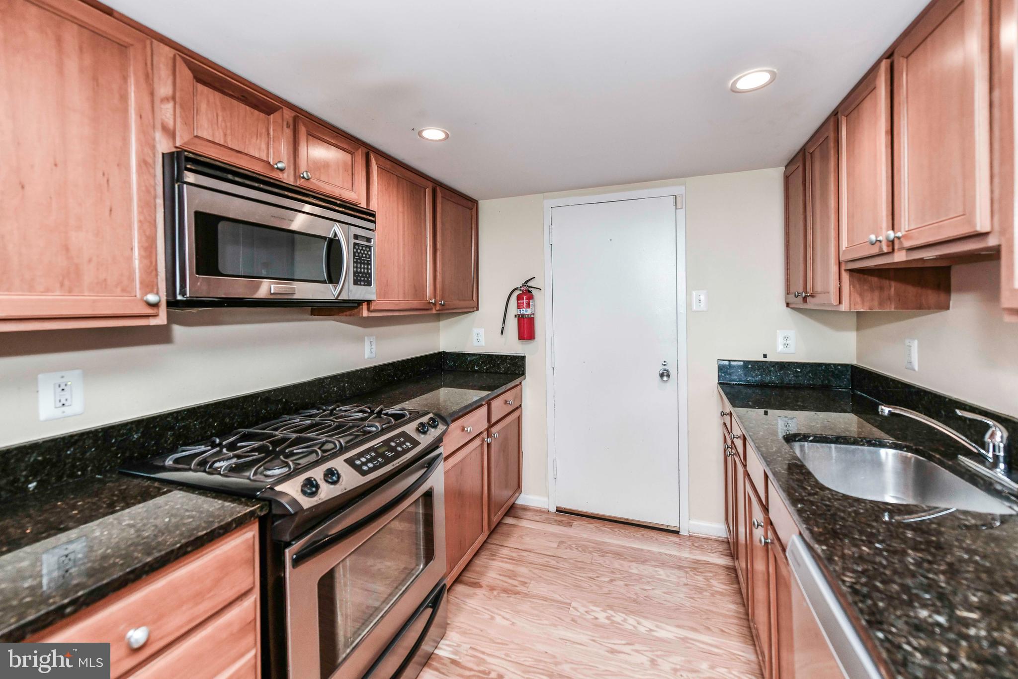 PENTAGON RIDGE - Residential Lease