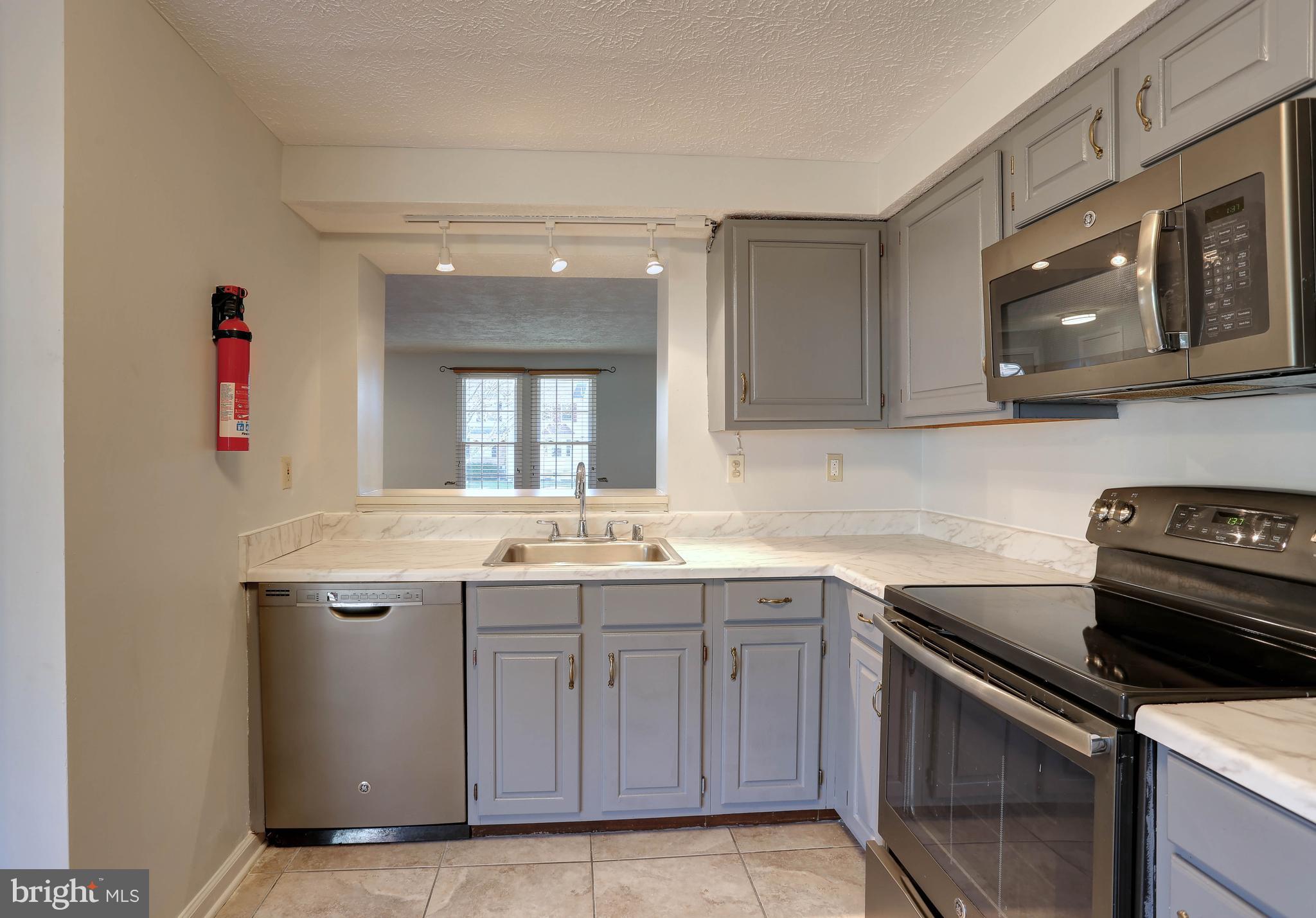 PARKVIEW TRAIL - Residential