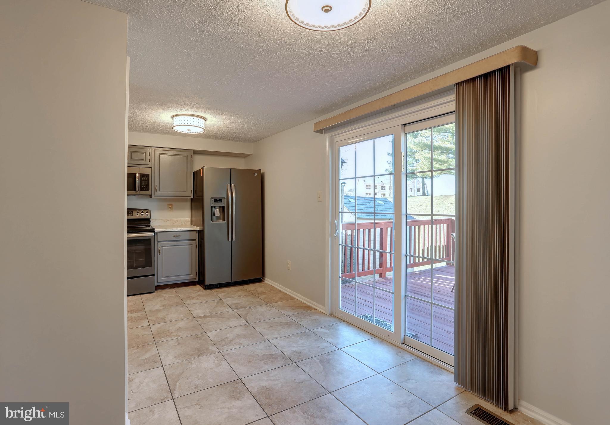 PARKVIEW TRAIL - Residential