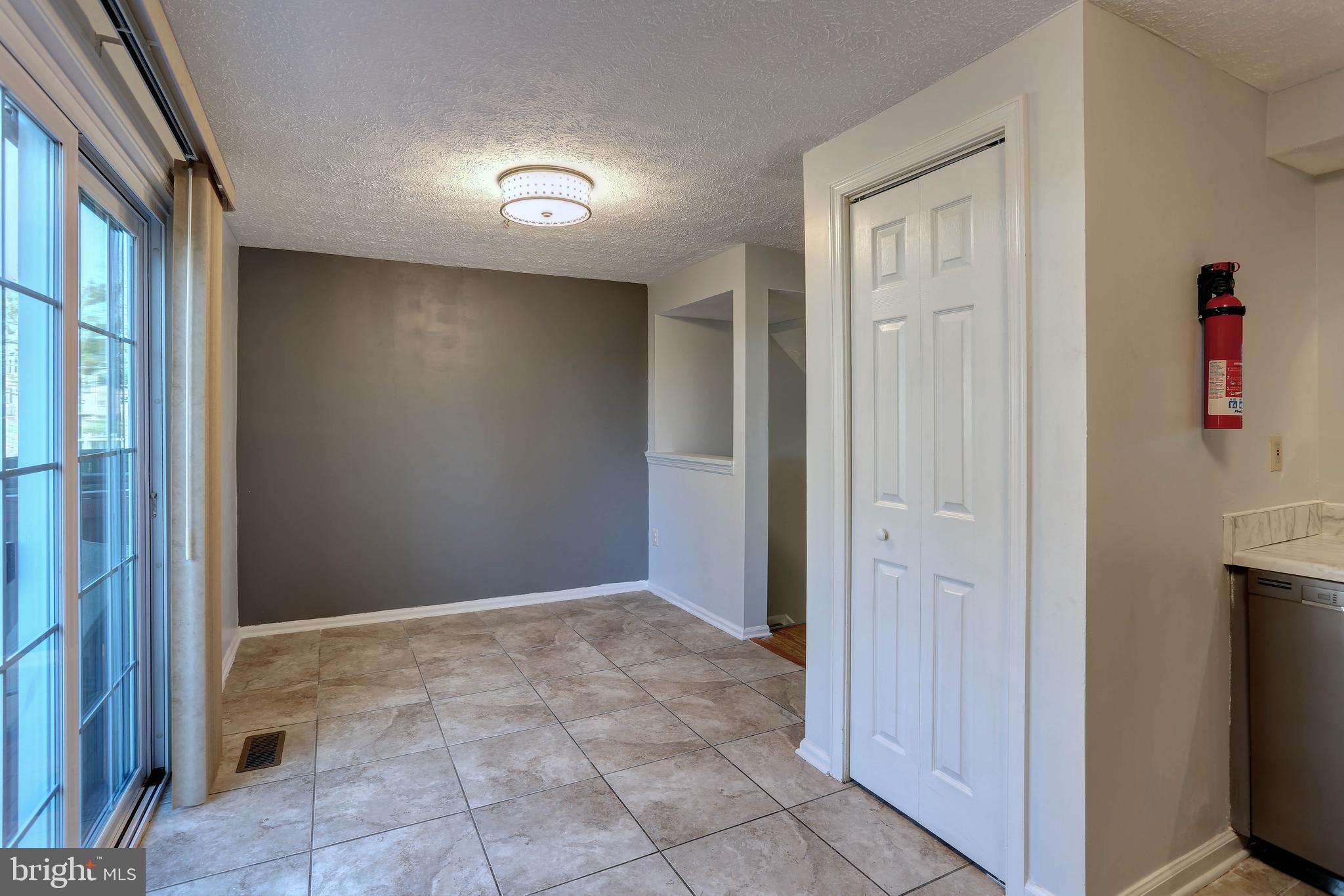 PARKVIEW TRAIL - Residential