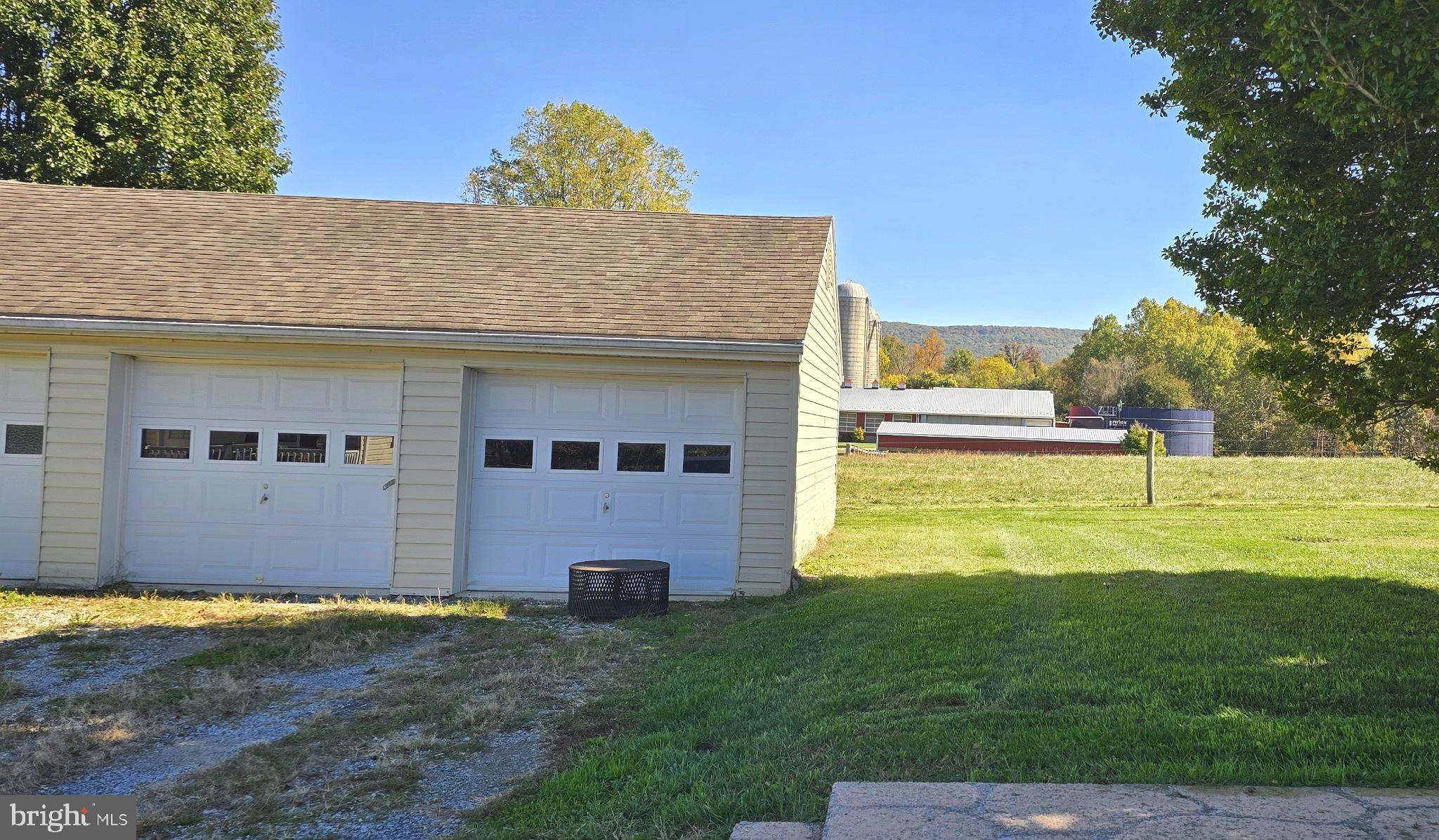8919 MAPLEVILLE ROAD