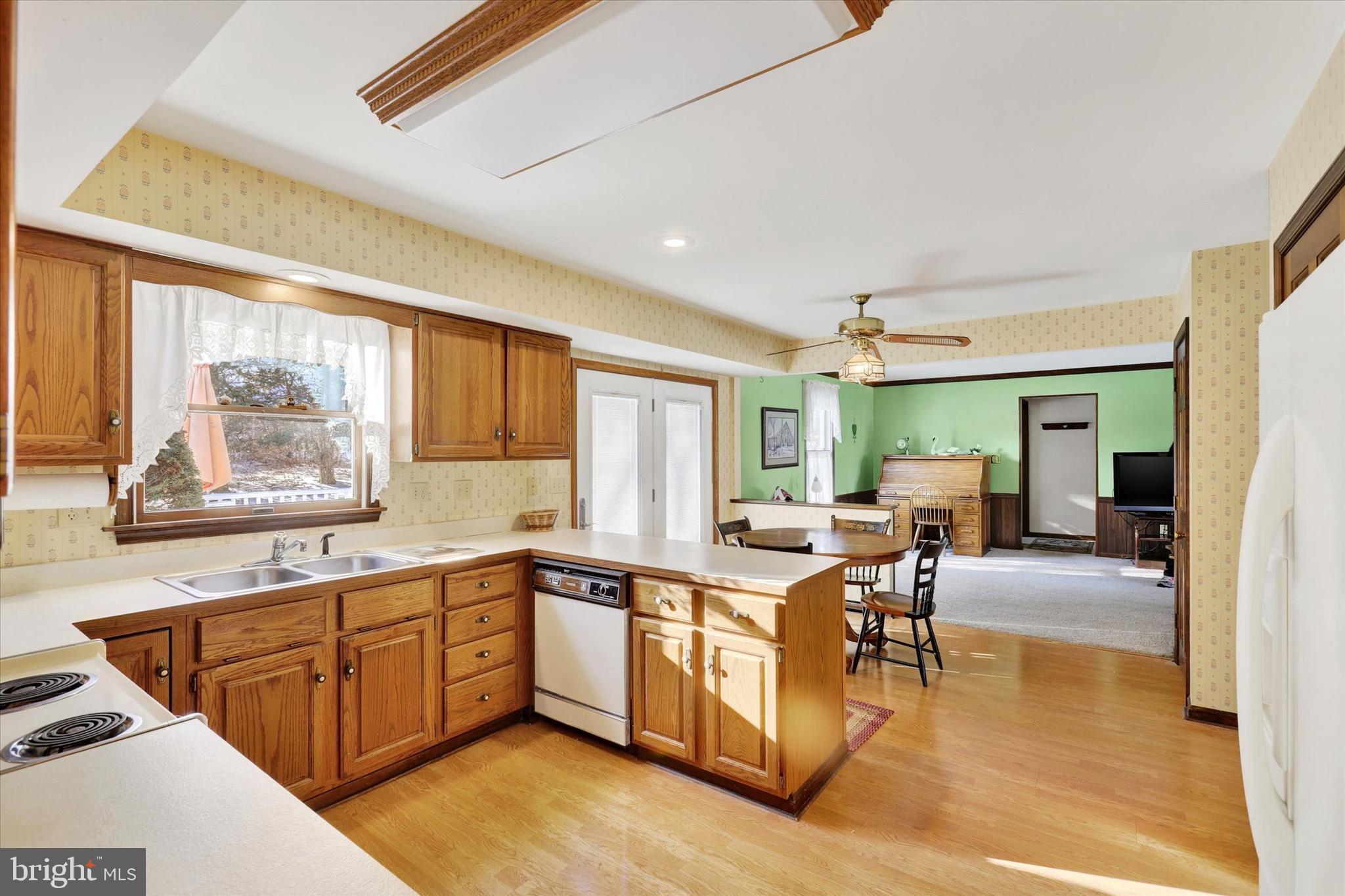 HAMPDEN HEIGHTS - Residential