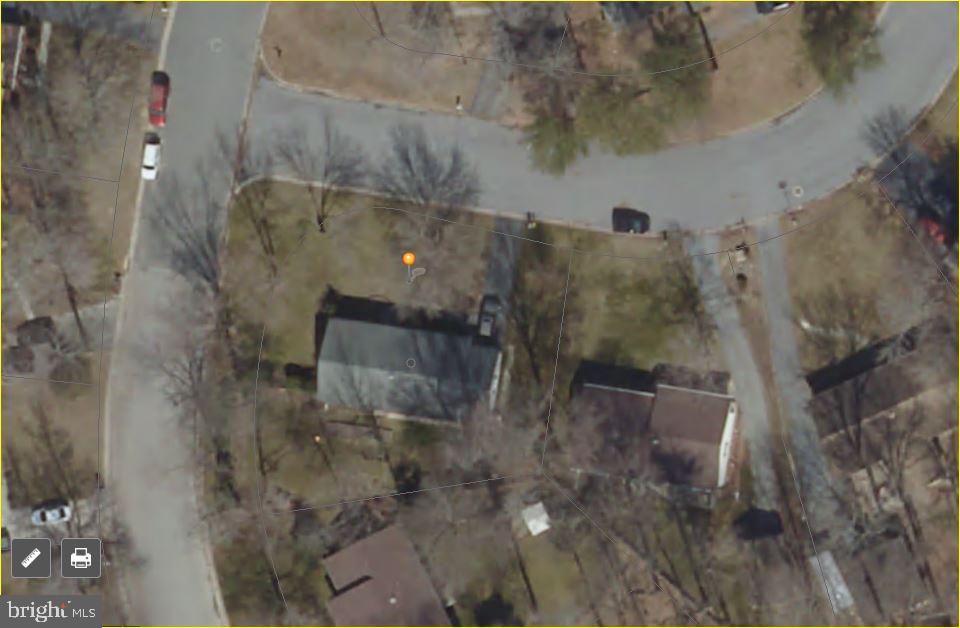 SOUTH BEECHWOOD - Residential Lease