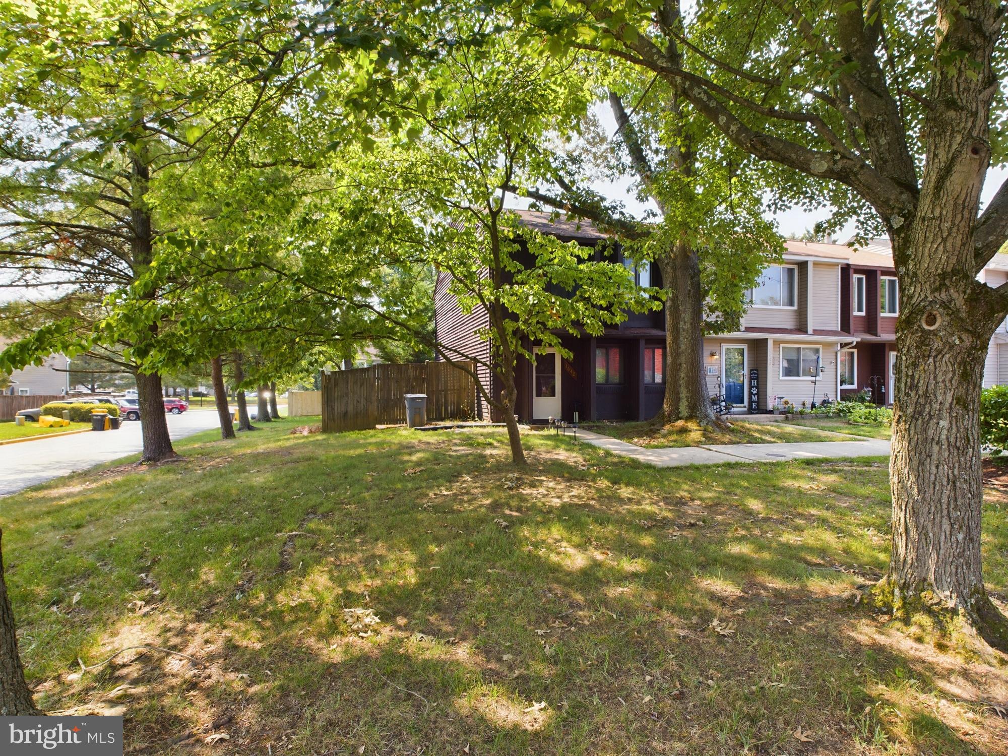 WHISPERING WOODS - Residential