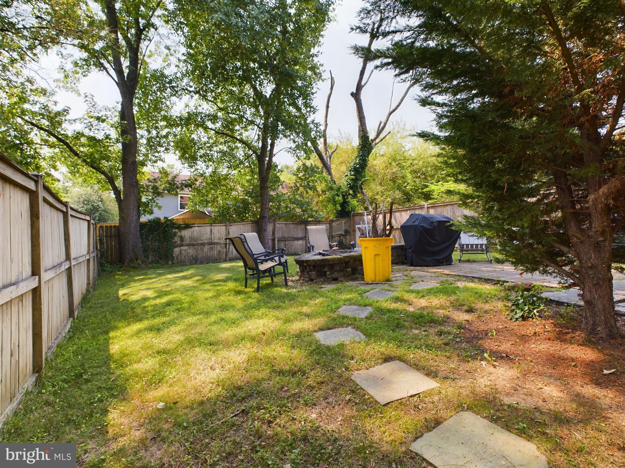 WHISPERING WOODS - Residential