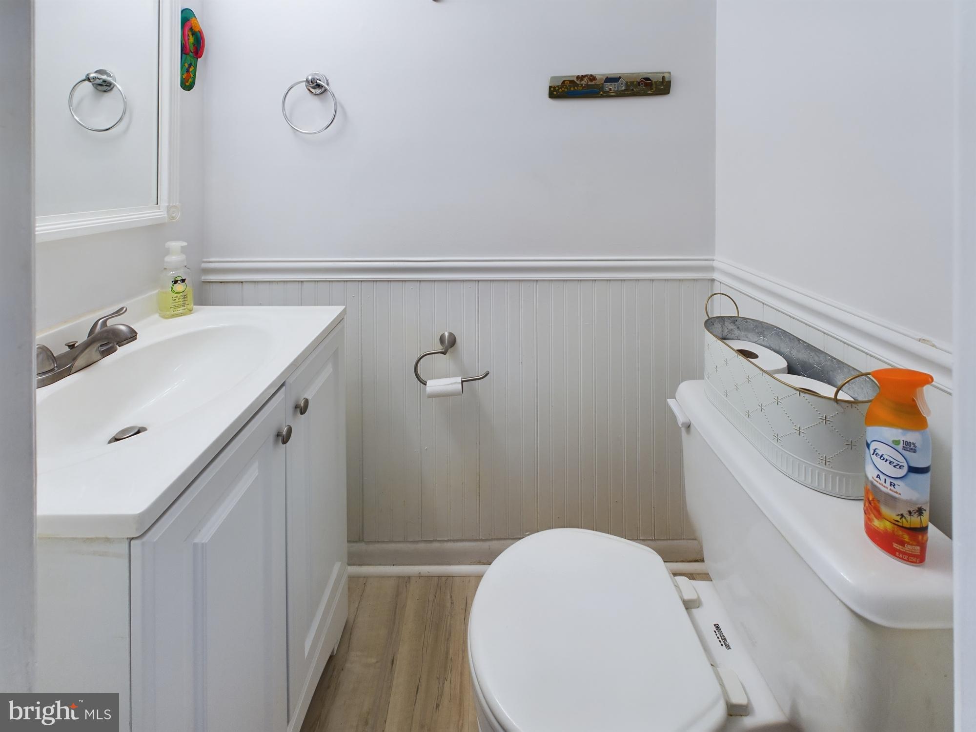 WHISPERING WOODS - Residential