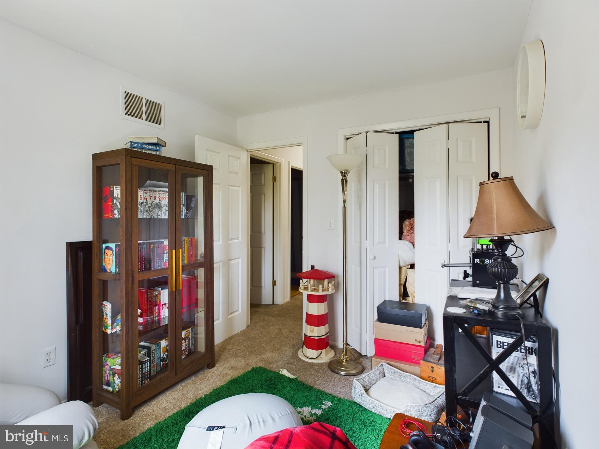 WHISPERING WOODS - Residential