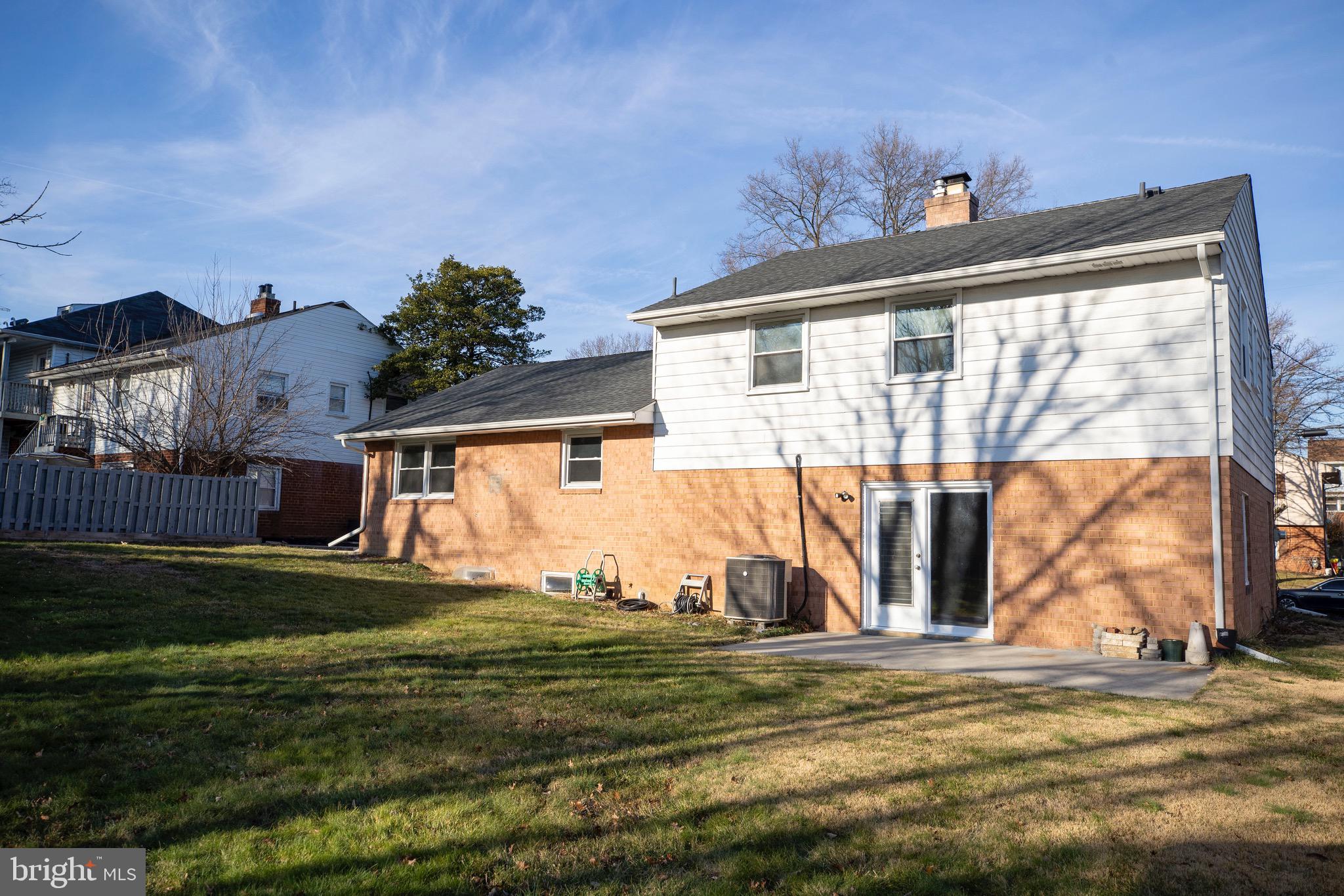 CALVERTON - Residential