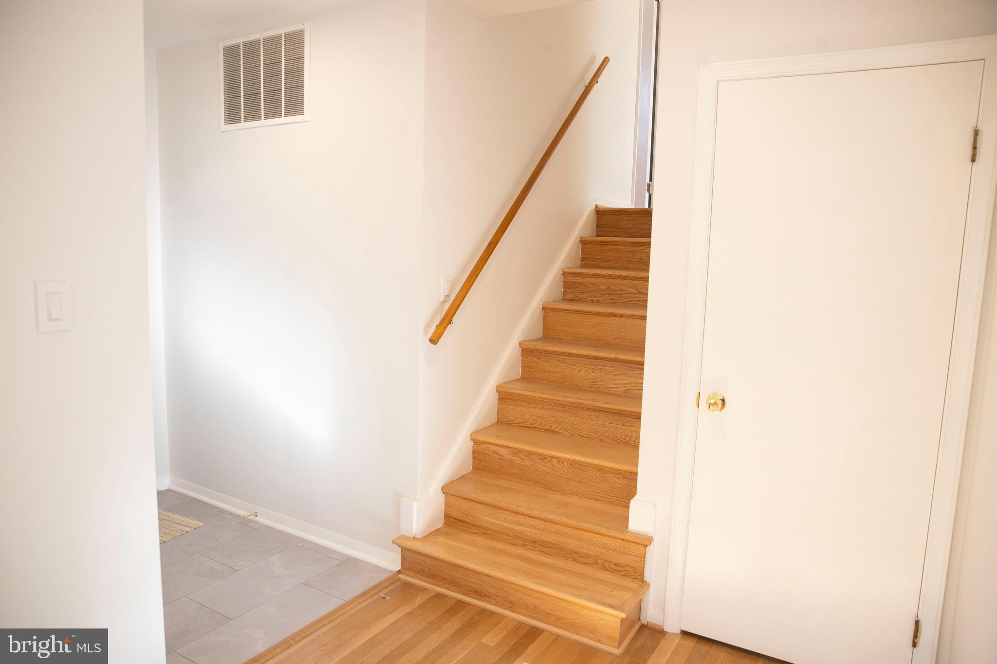 CALVERTON - Residential