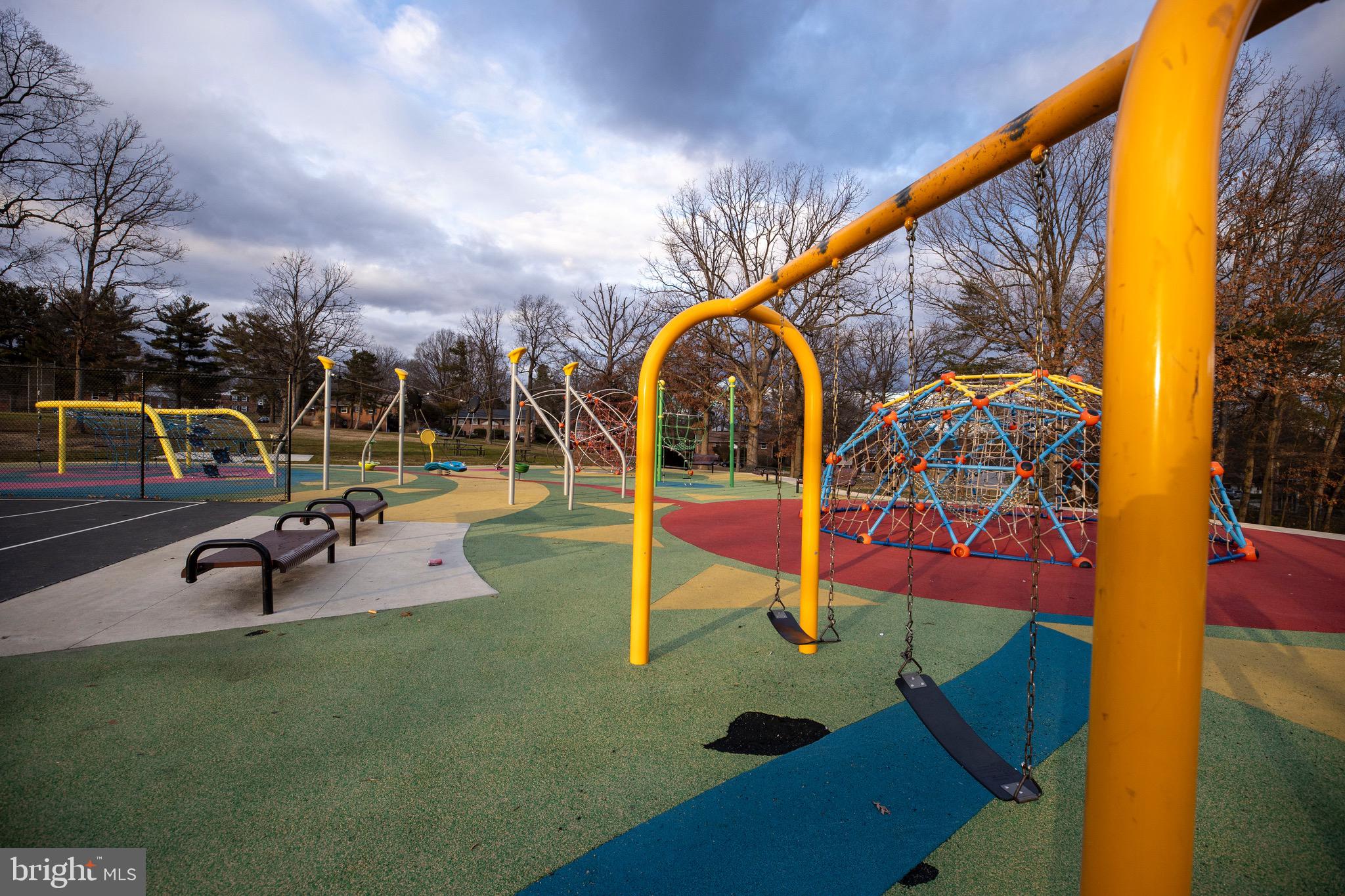 CALVERTON - Residential