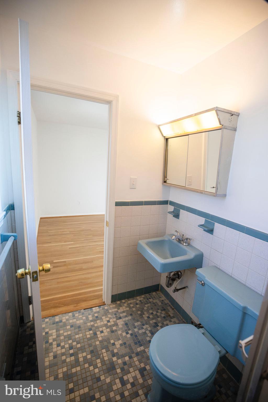 CALVERTON - Residential