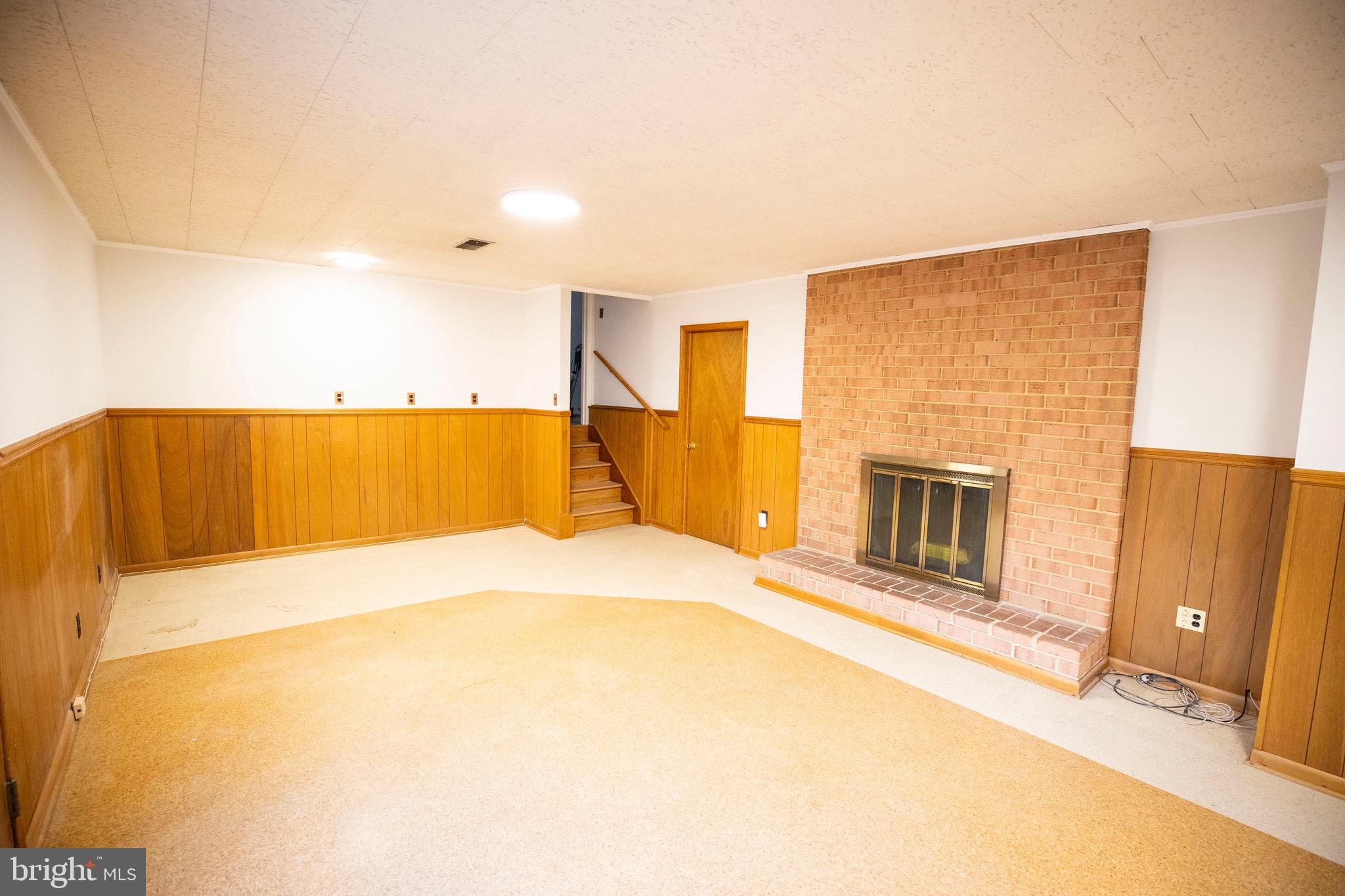 CALVERTON - Residential