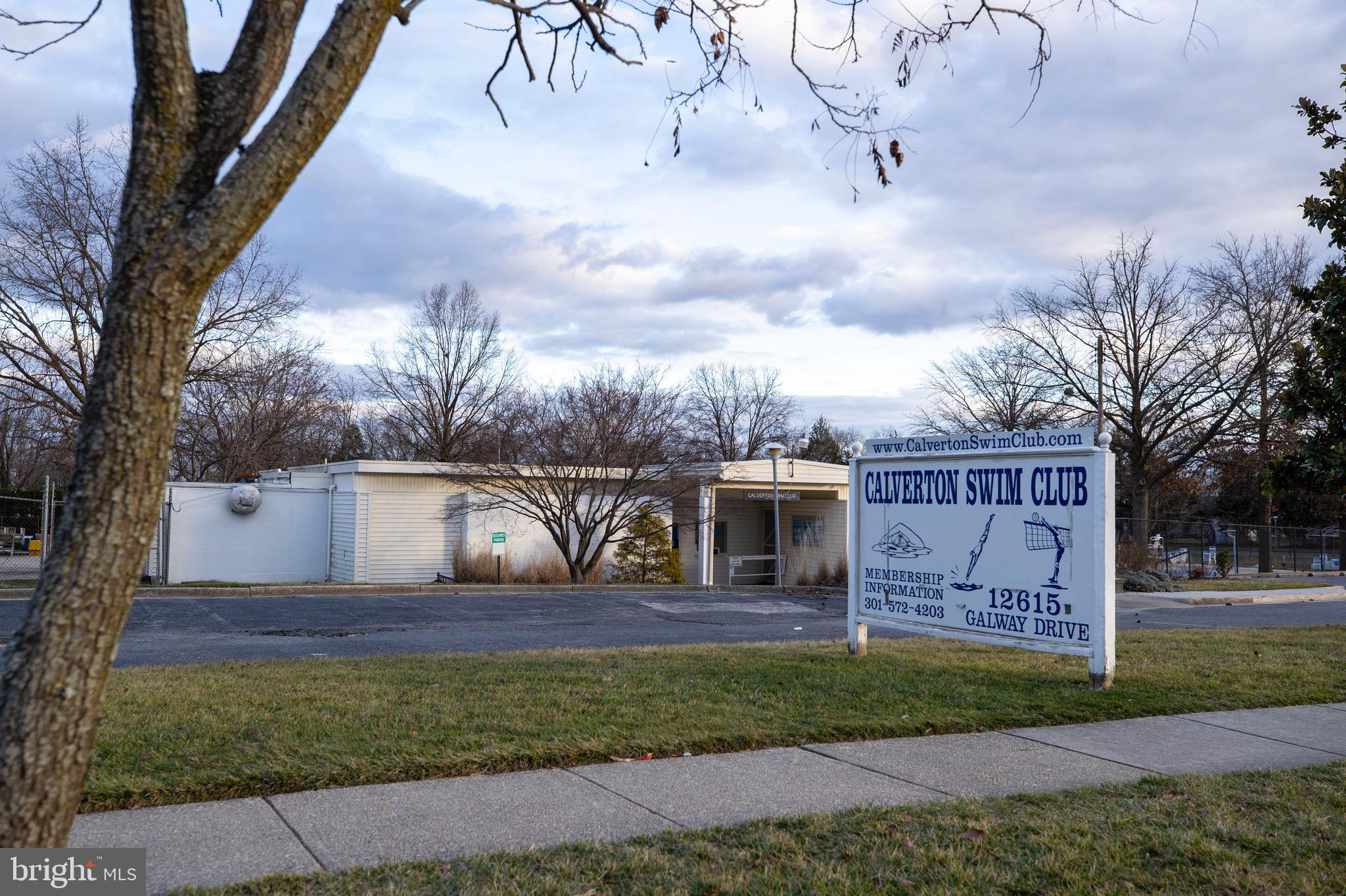 CALVERTON - Residential