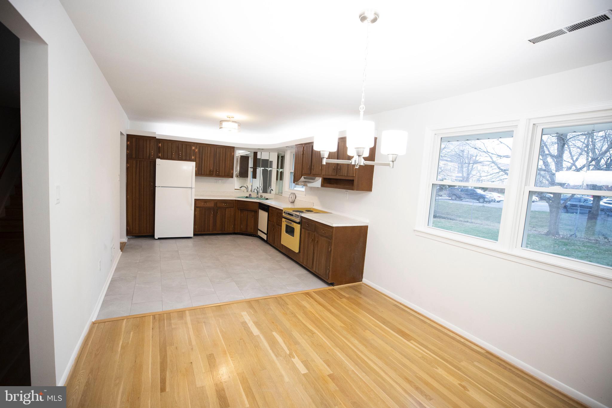 CALVERTON - Residential