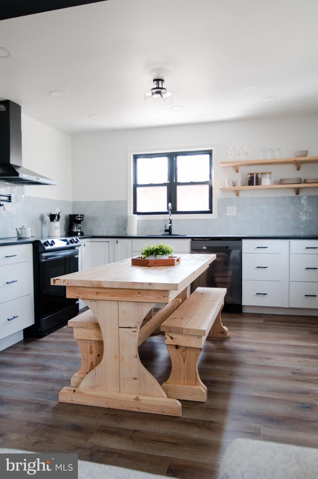 POCONO COUNTRY PLACE - Residential