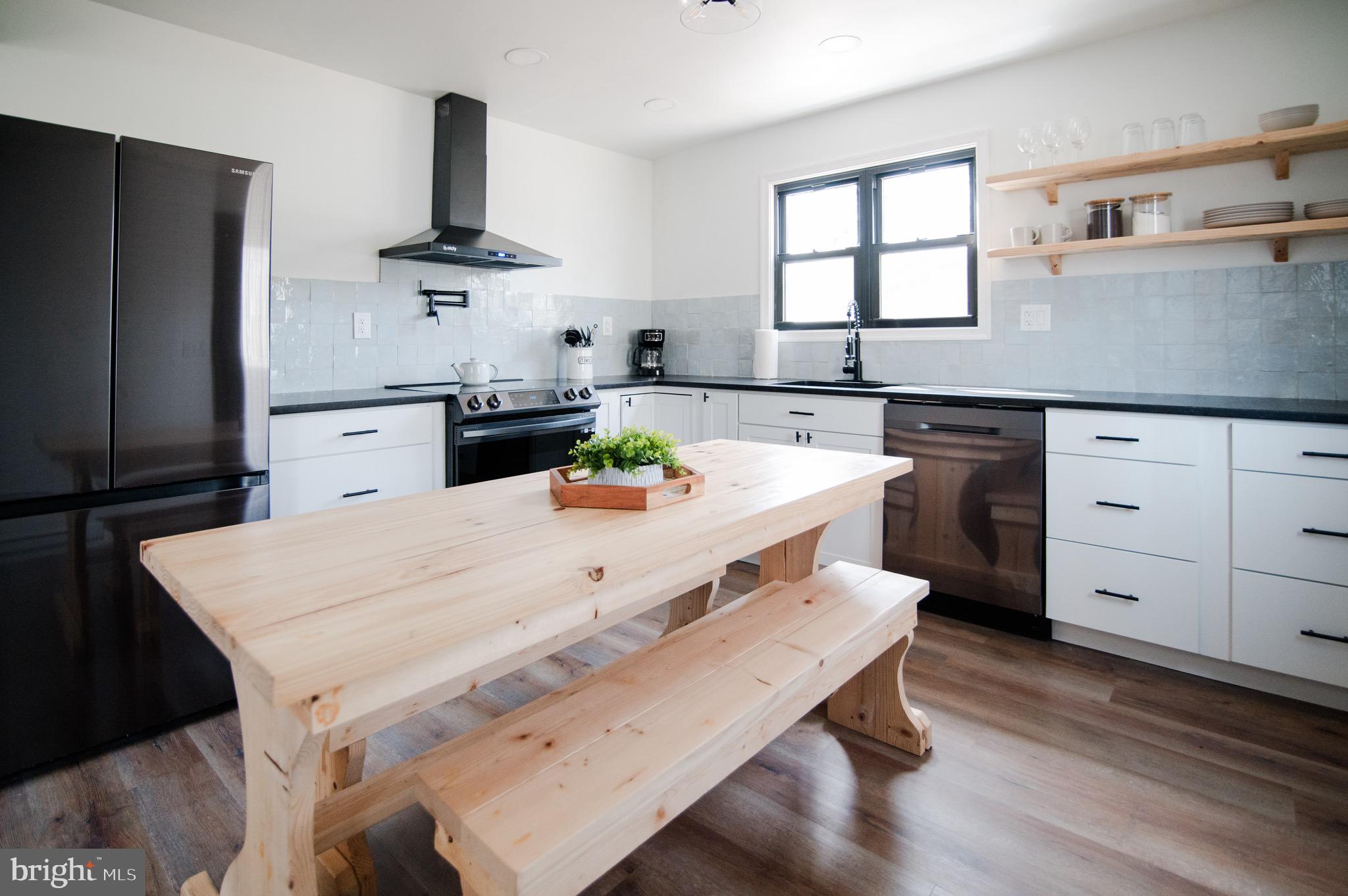 POCONO COUNTRY PLACE - Residential