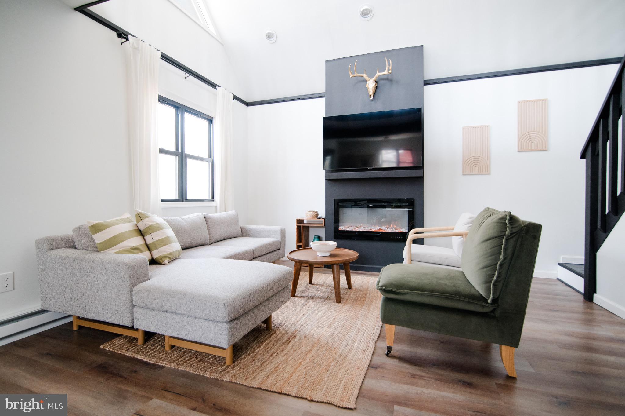 POCONO COUNTRY PLACE - Residential